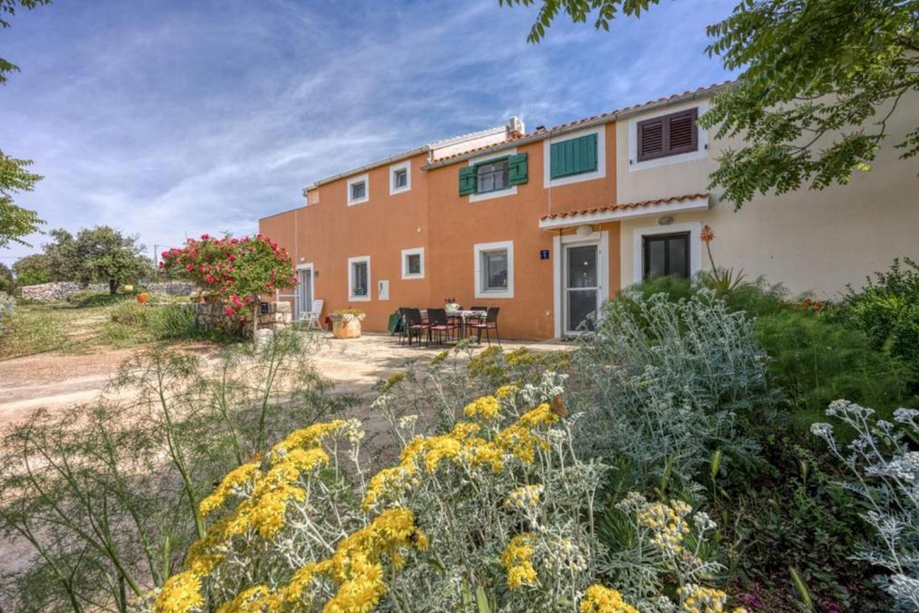 Two bedroom apartment with balcony and sea view Bonić, Lošinj (A-23056-c)