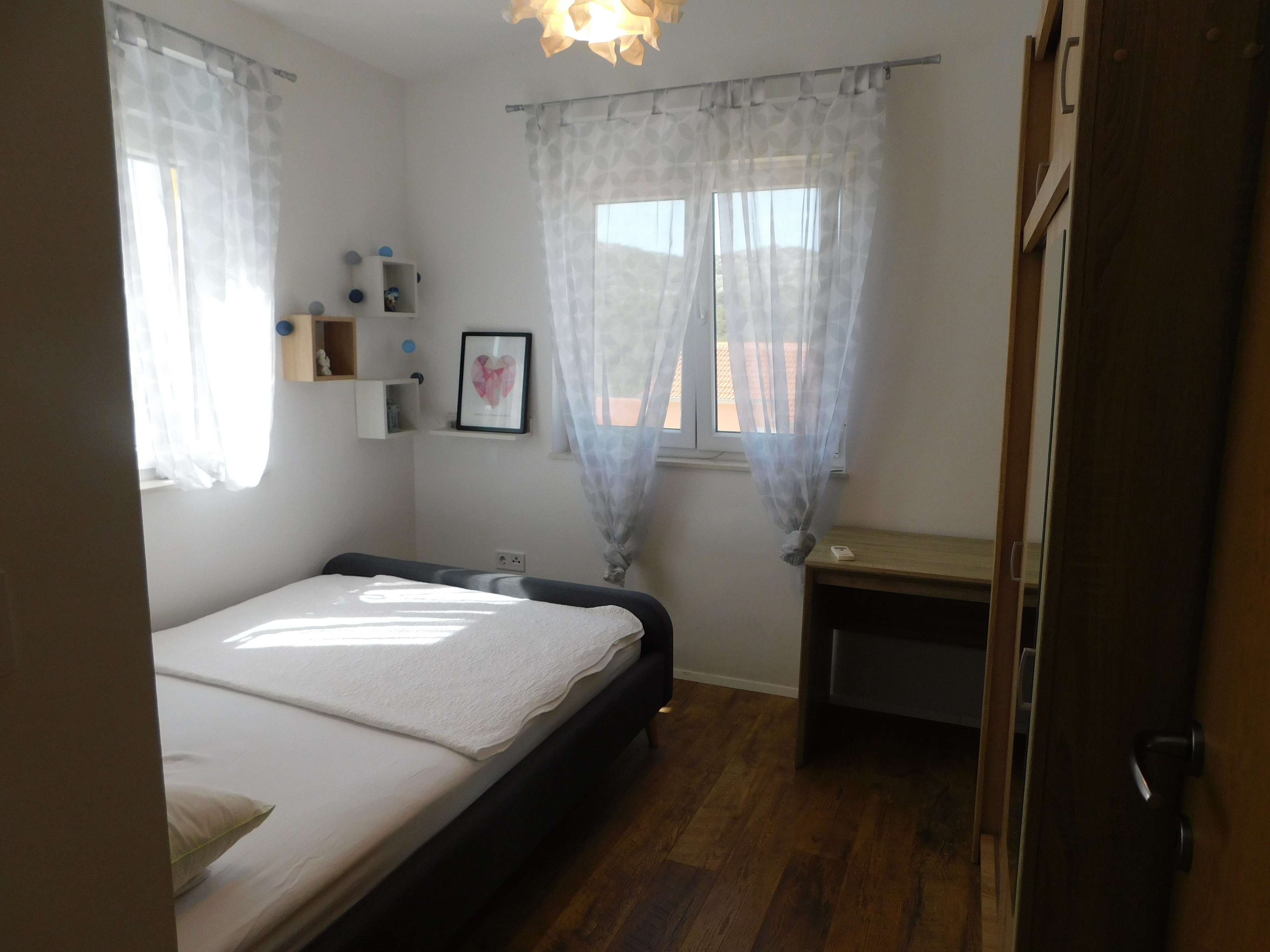Four bedroom house with balcony Šibenik  K