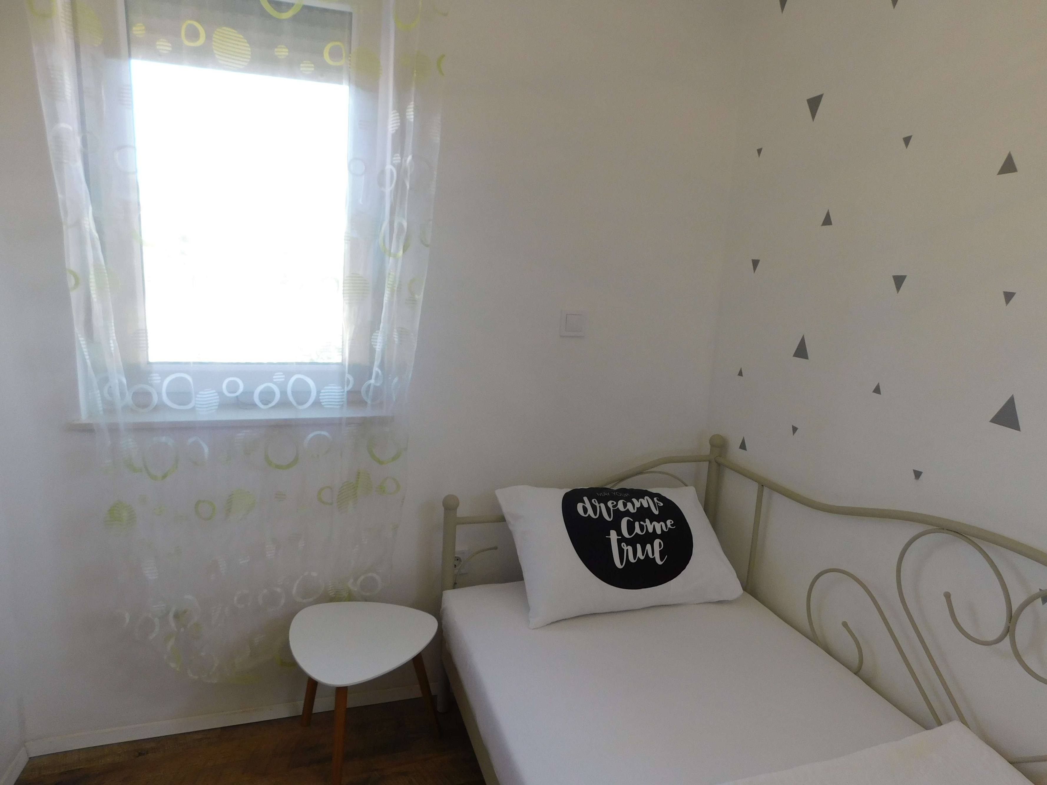 Four bedroom house with balcony Šibenik  K