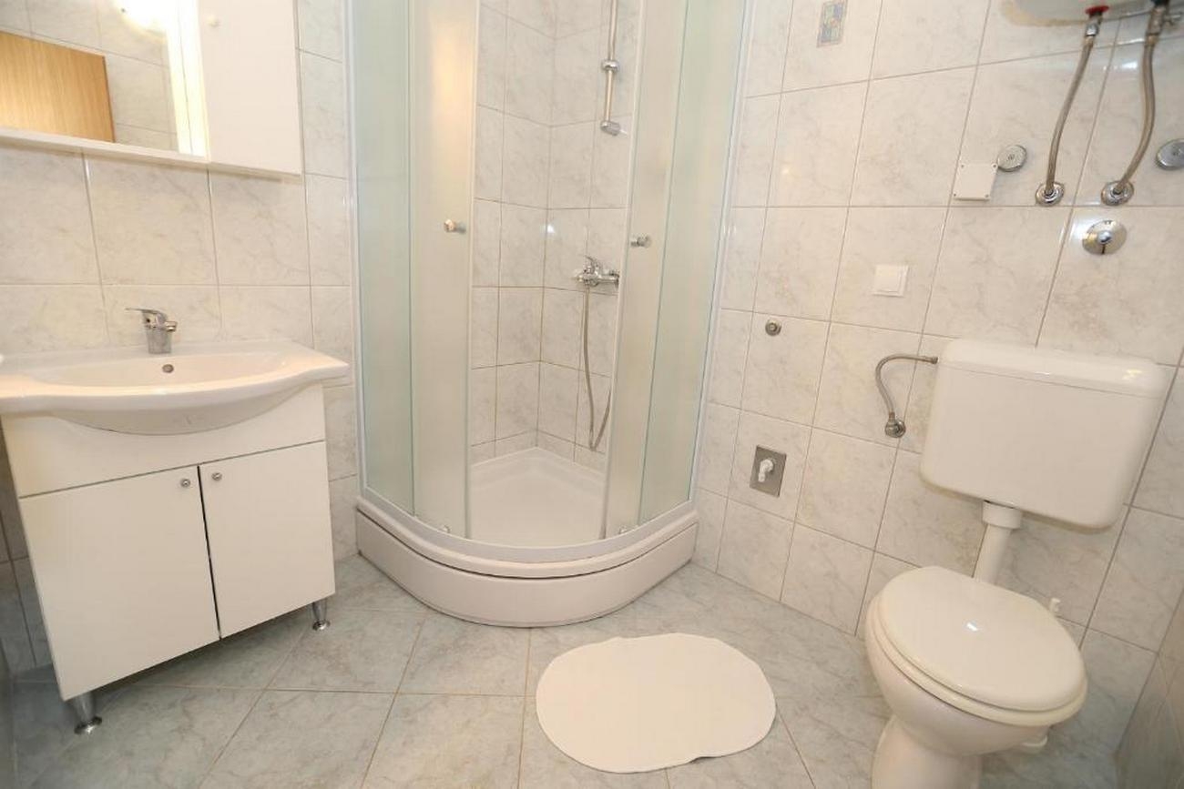 Two bedroom apartment with balcony Baška, Krk  A-a