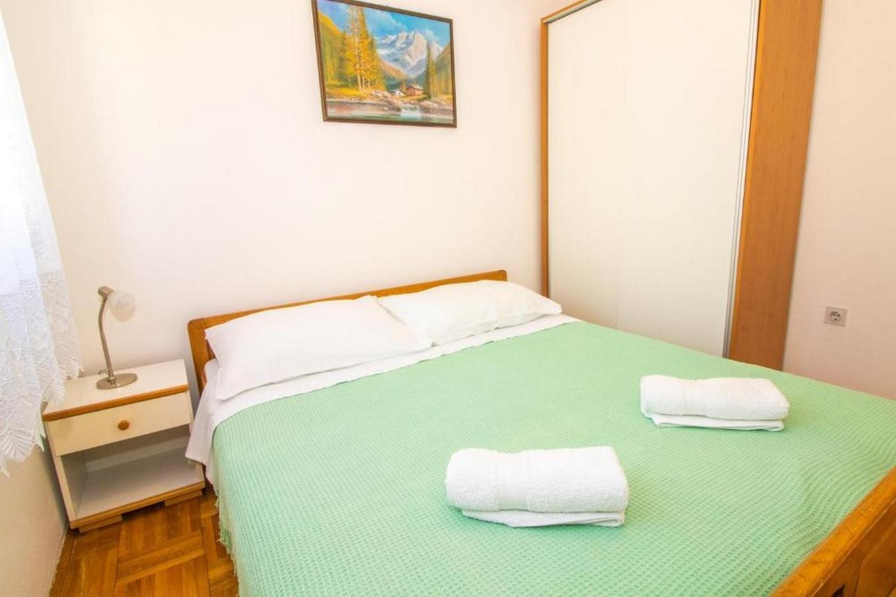 Two bedroom apartment with balcony Baška, Krk  A-a
