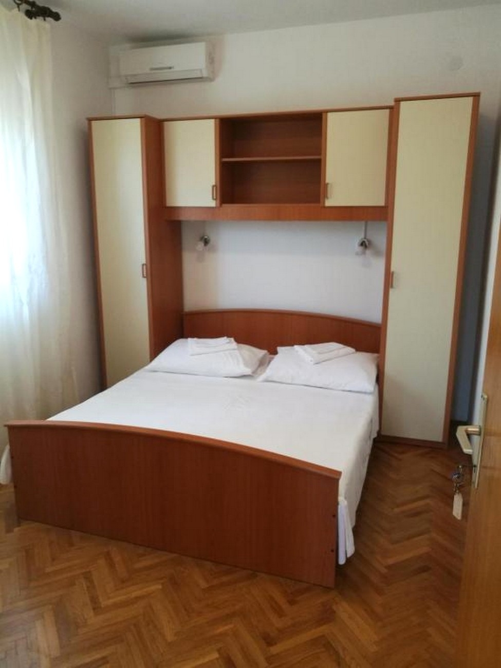 Three bedroom apartment with balcony and sea view Mimice, Omiš  A-a