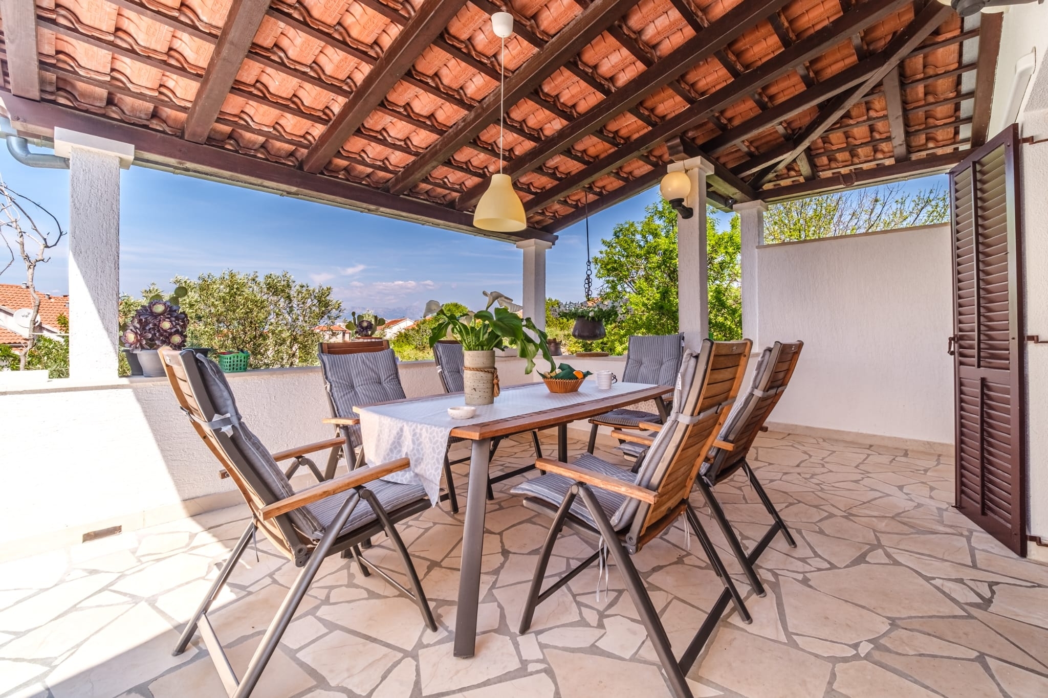 Three bedroom house with terrace and sea view Sutivan, Brač  K