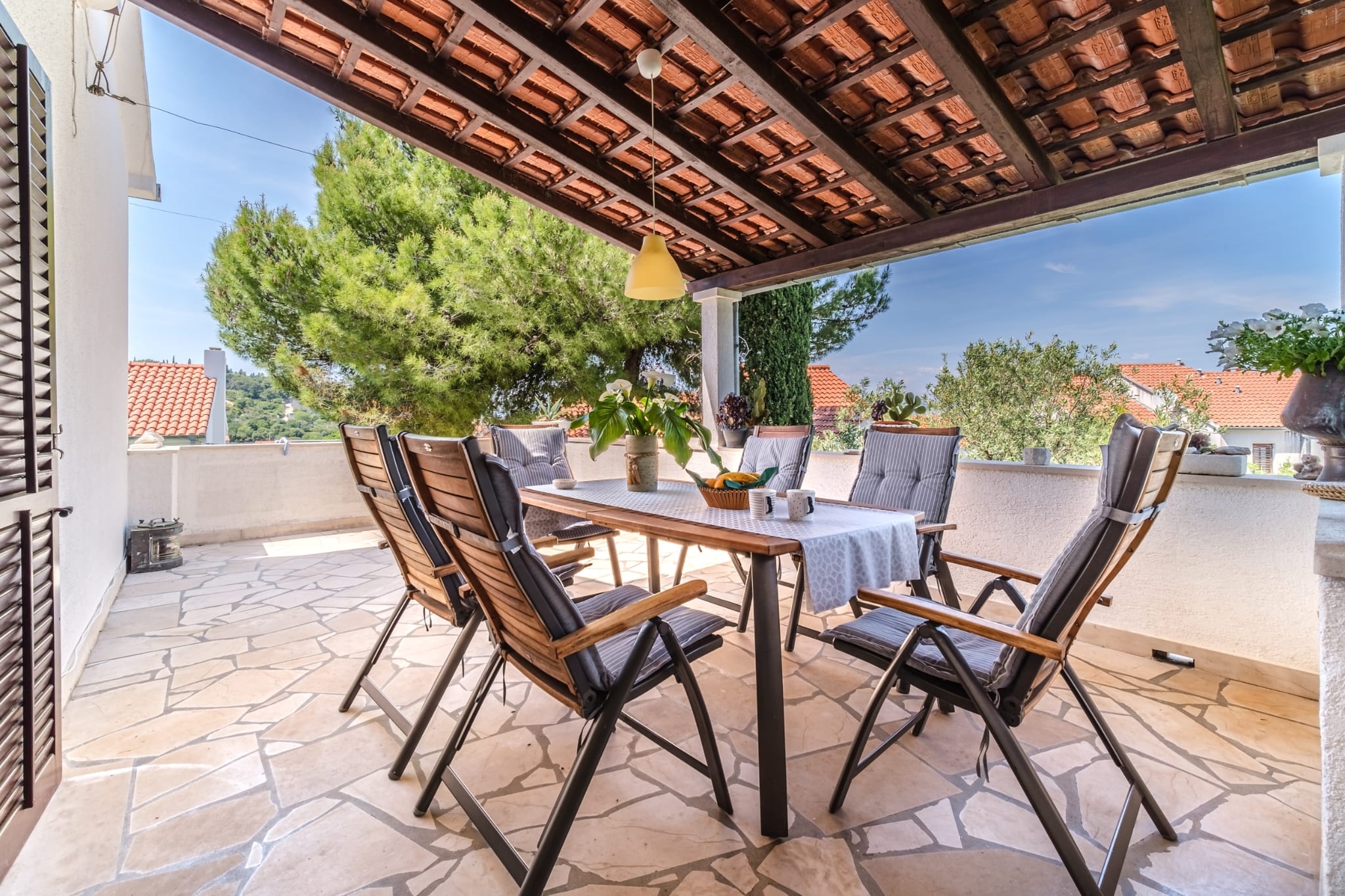 Three bedroom house with terrace and sea view Sutivan, Brač  K
