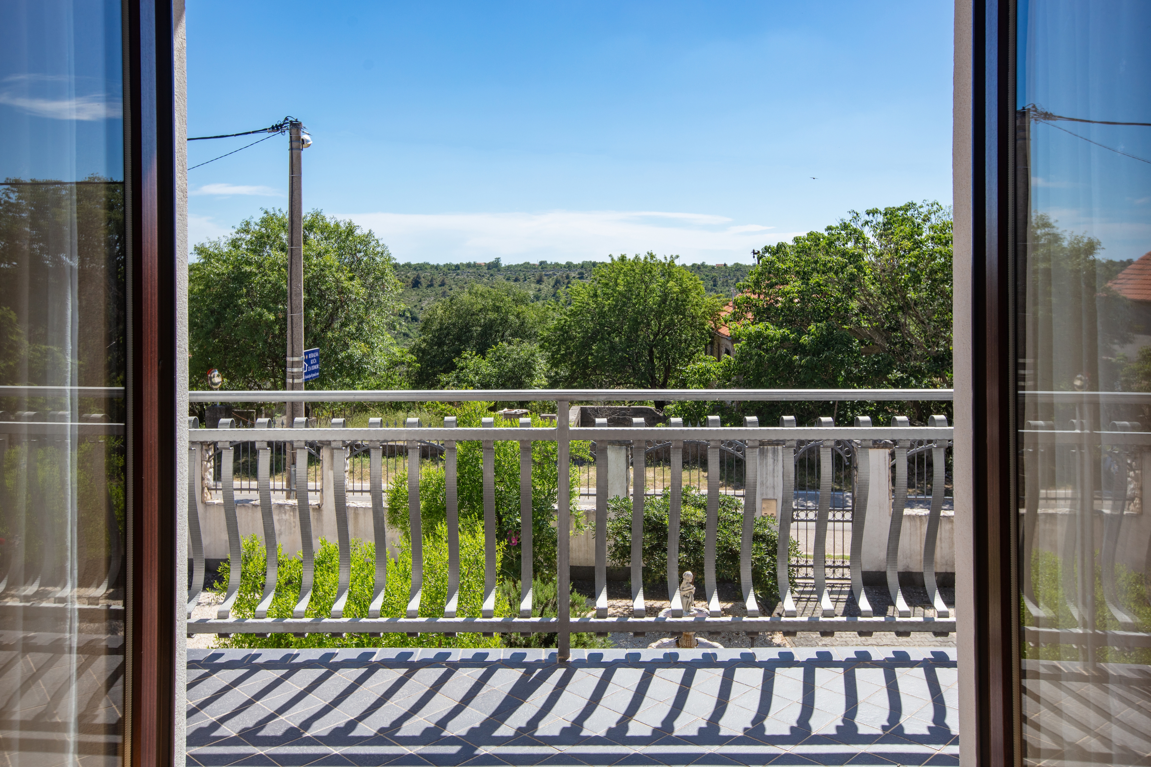 Two bedroom apartment with terrace Smrdelje, Krka  A-a