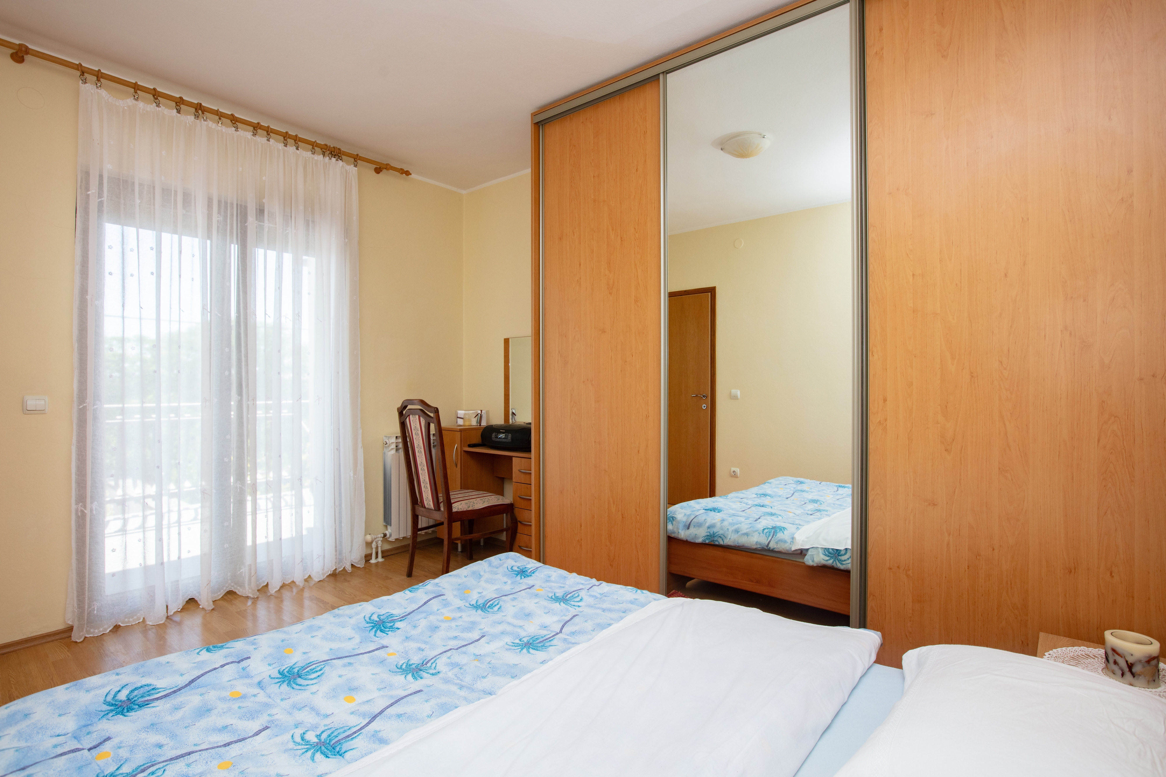 Two bedroom apartment with terrace Smrdelje, Krka  A-a