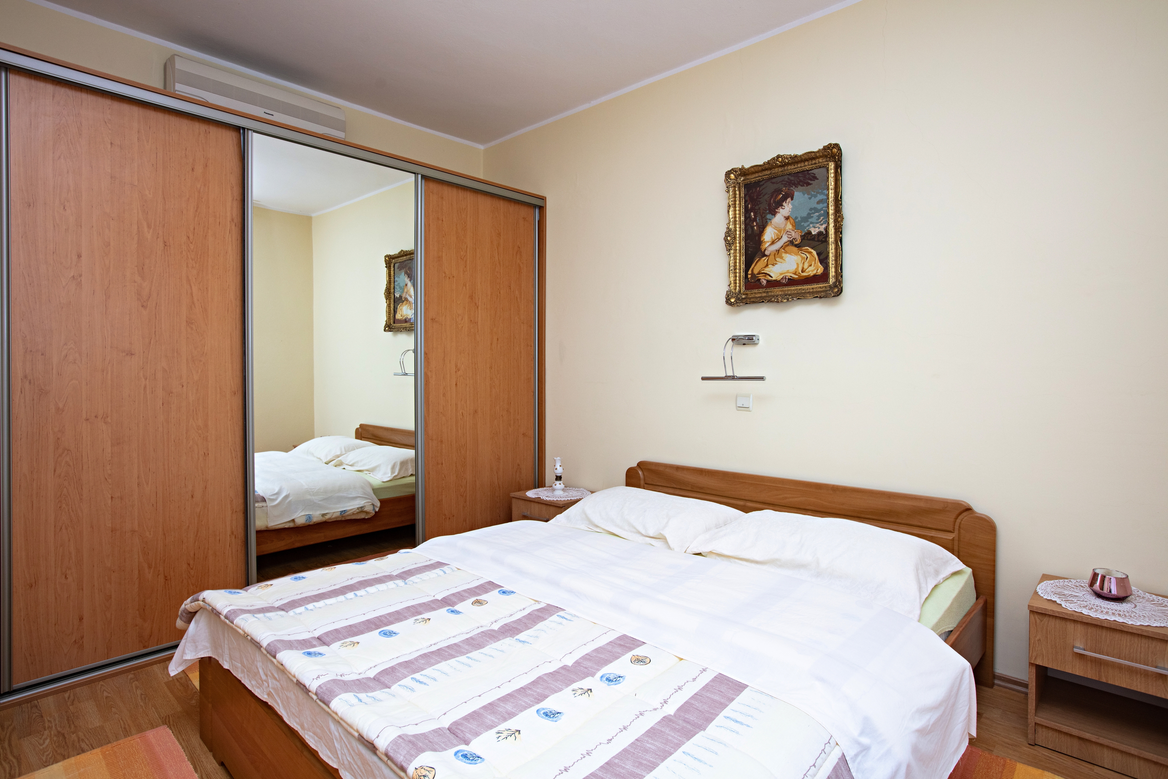 Two bedroom apartment with terrace Smrdelje, Krka  A-a