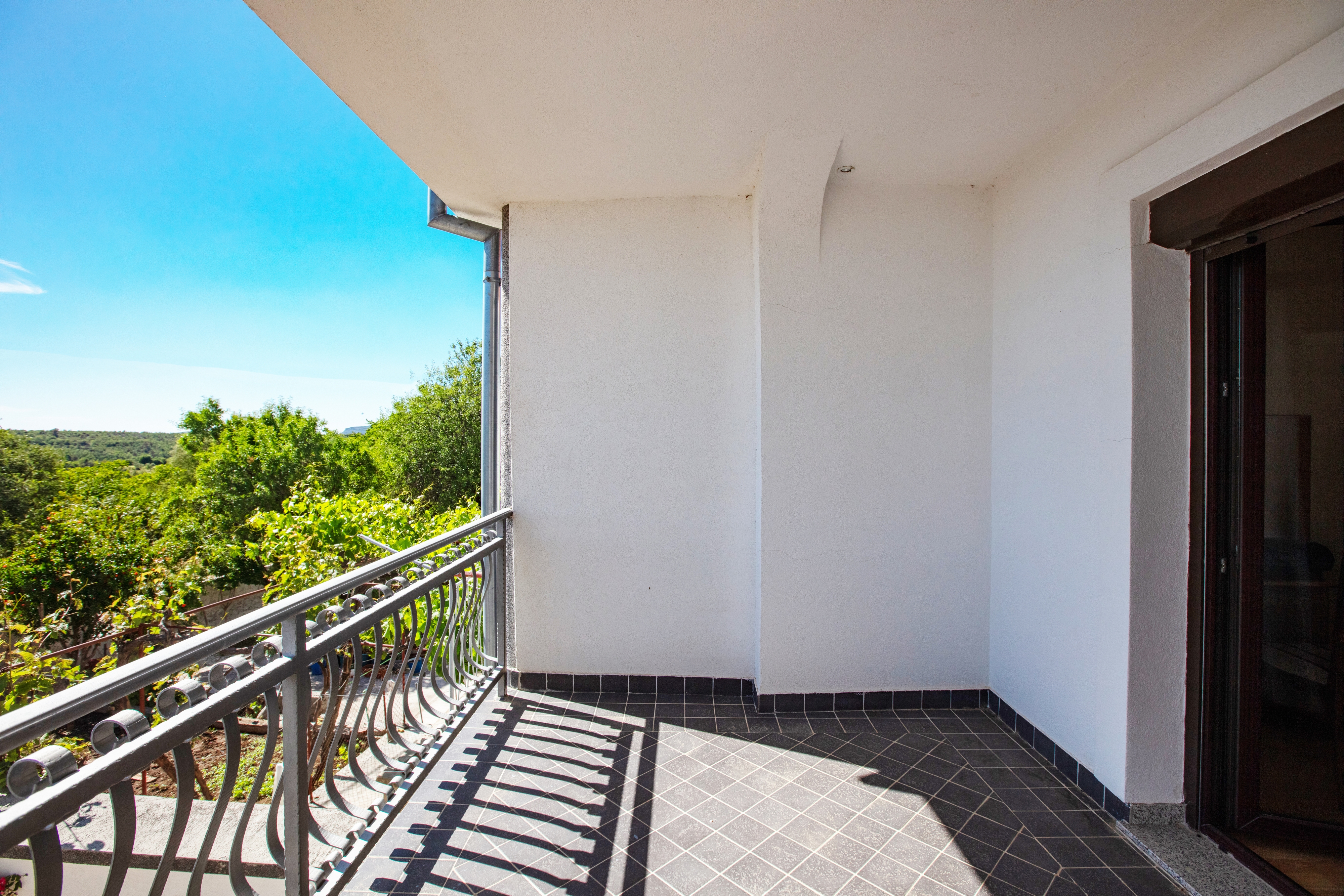 Two bedroom apartment with terrace Smrdelje, Krka  A-a
