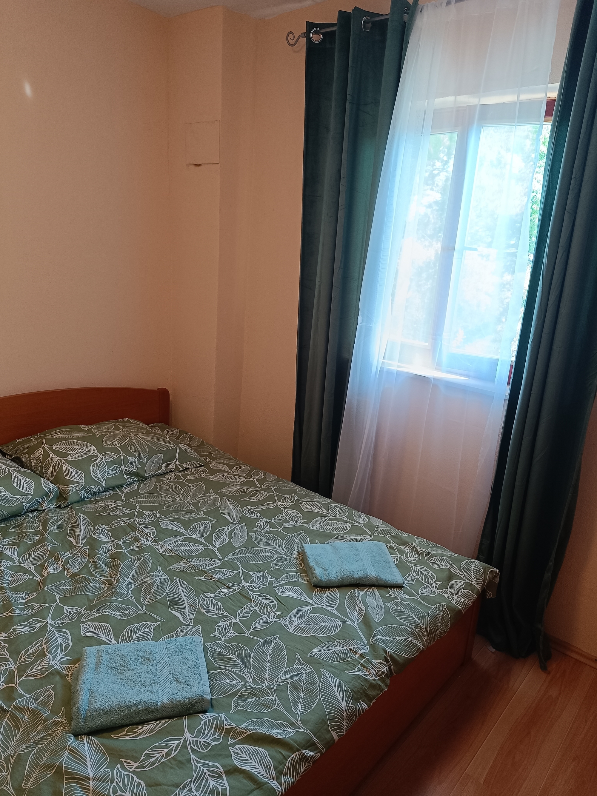 Three bedroom house with terrace Širitovci, Krka  K