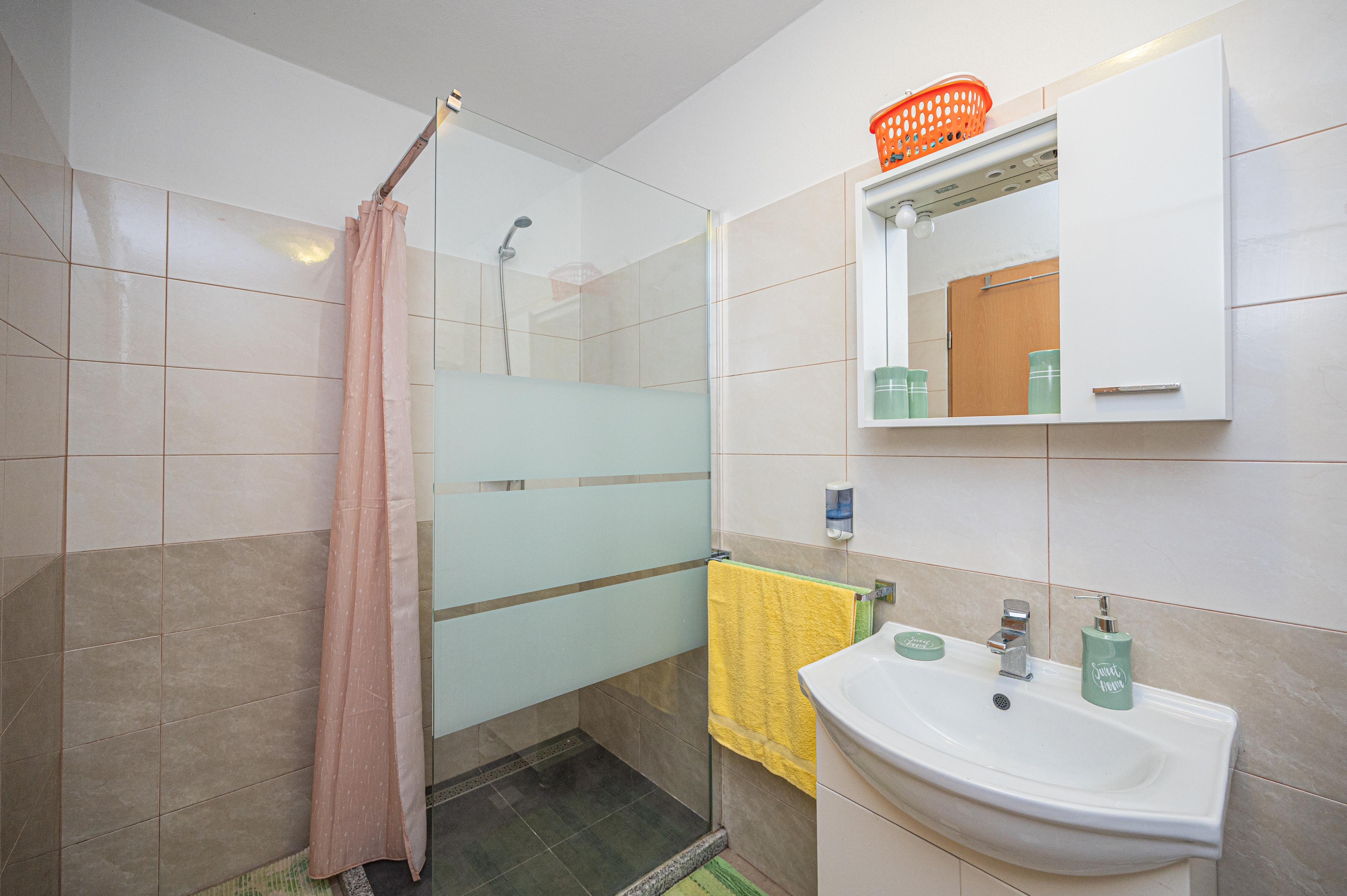 One bedroom apartment near beach Savar, Dugi otok  A-a