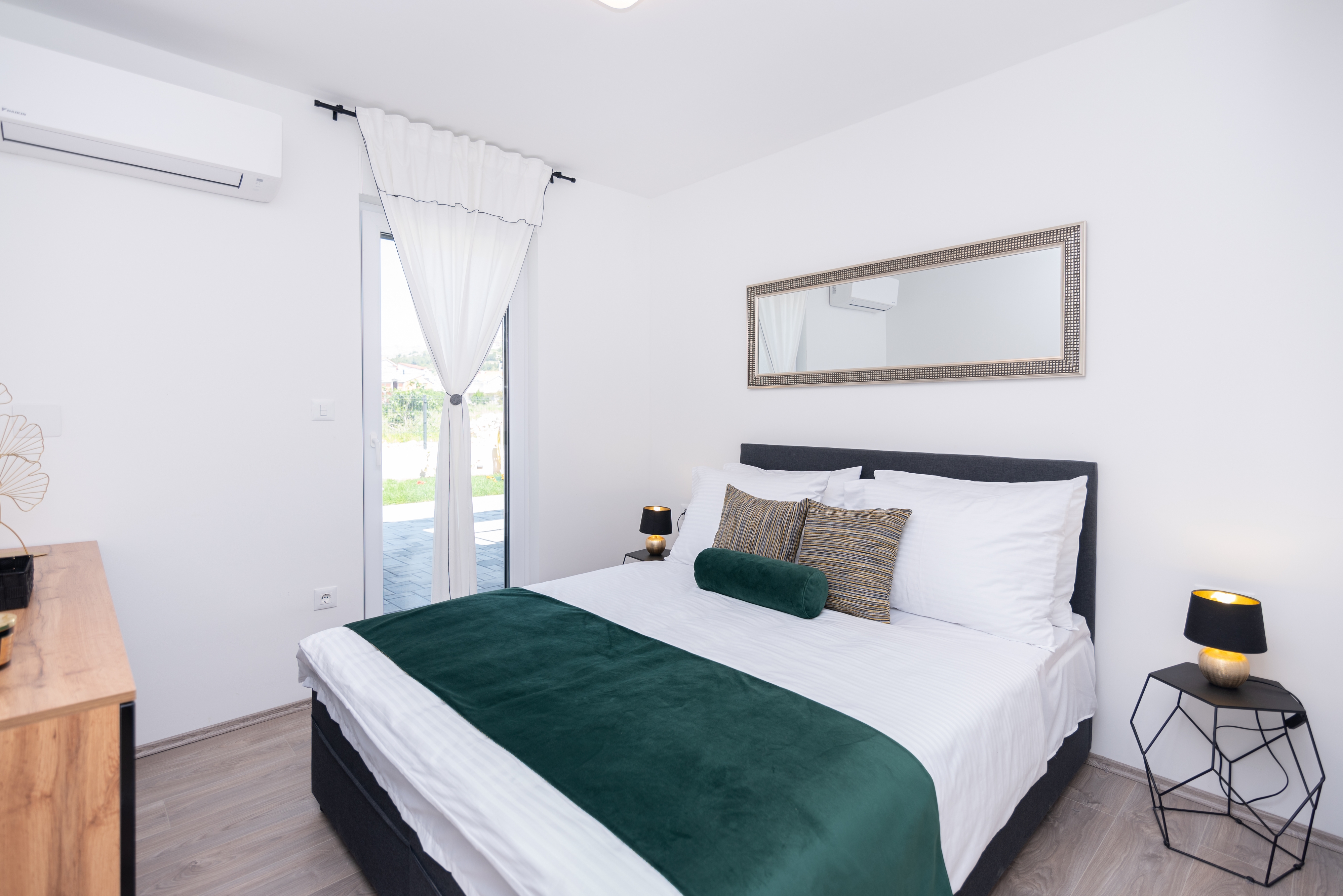 Two bedroom apartment with terrace Podstrana, Split  A-a