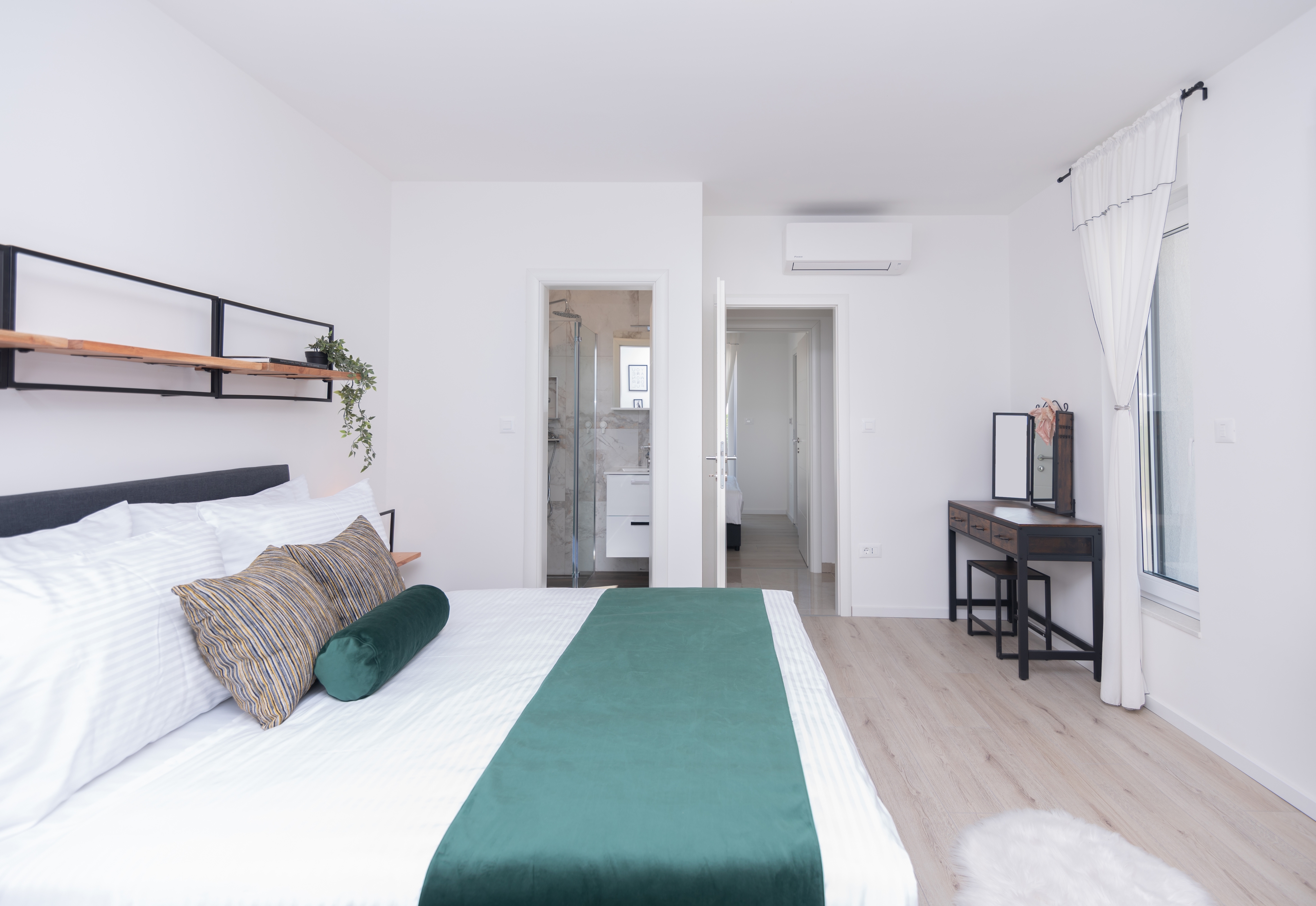Two bedroom apartment with terrace and sea view Podstrana, Split  A-b