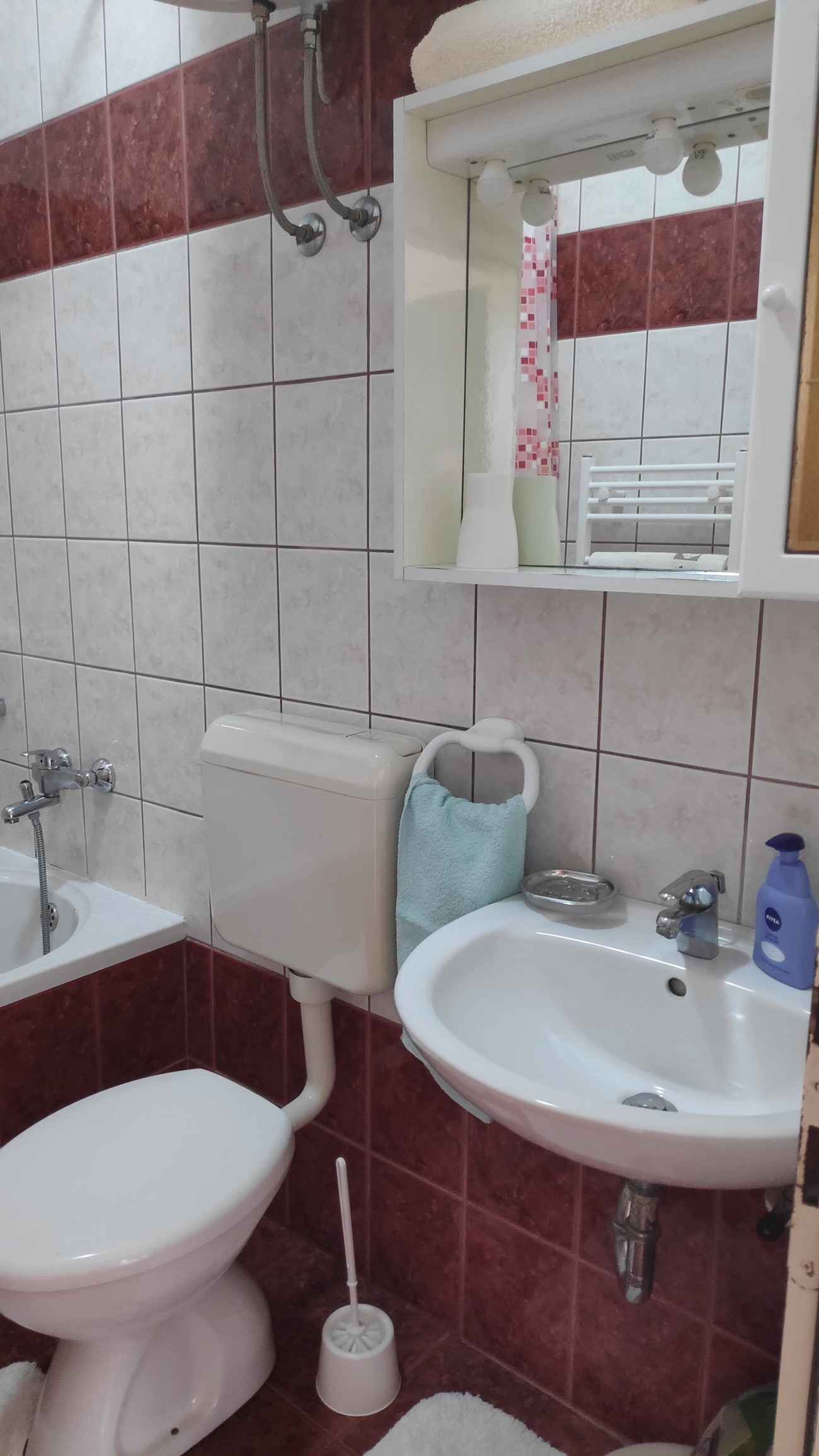 One bedroom apartment with terrace Banjol, Rab  A-b