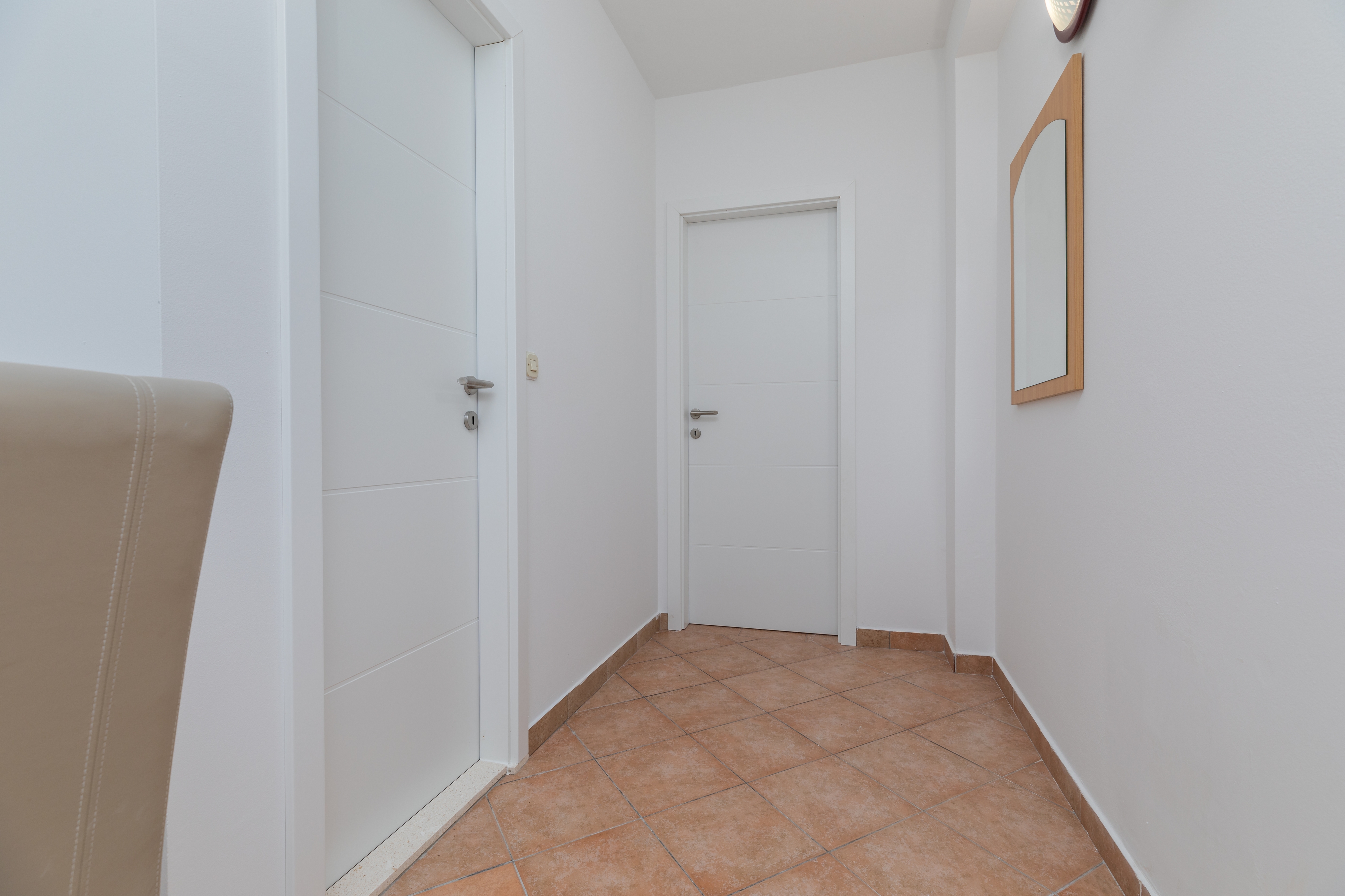 Two bedroom apartment with balcony and sea view Lokva Rogoznica, Omiš  A-c