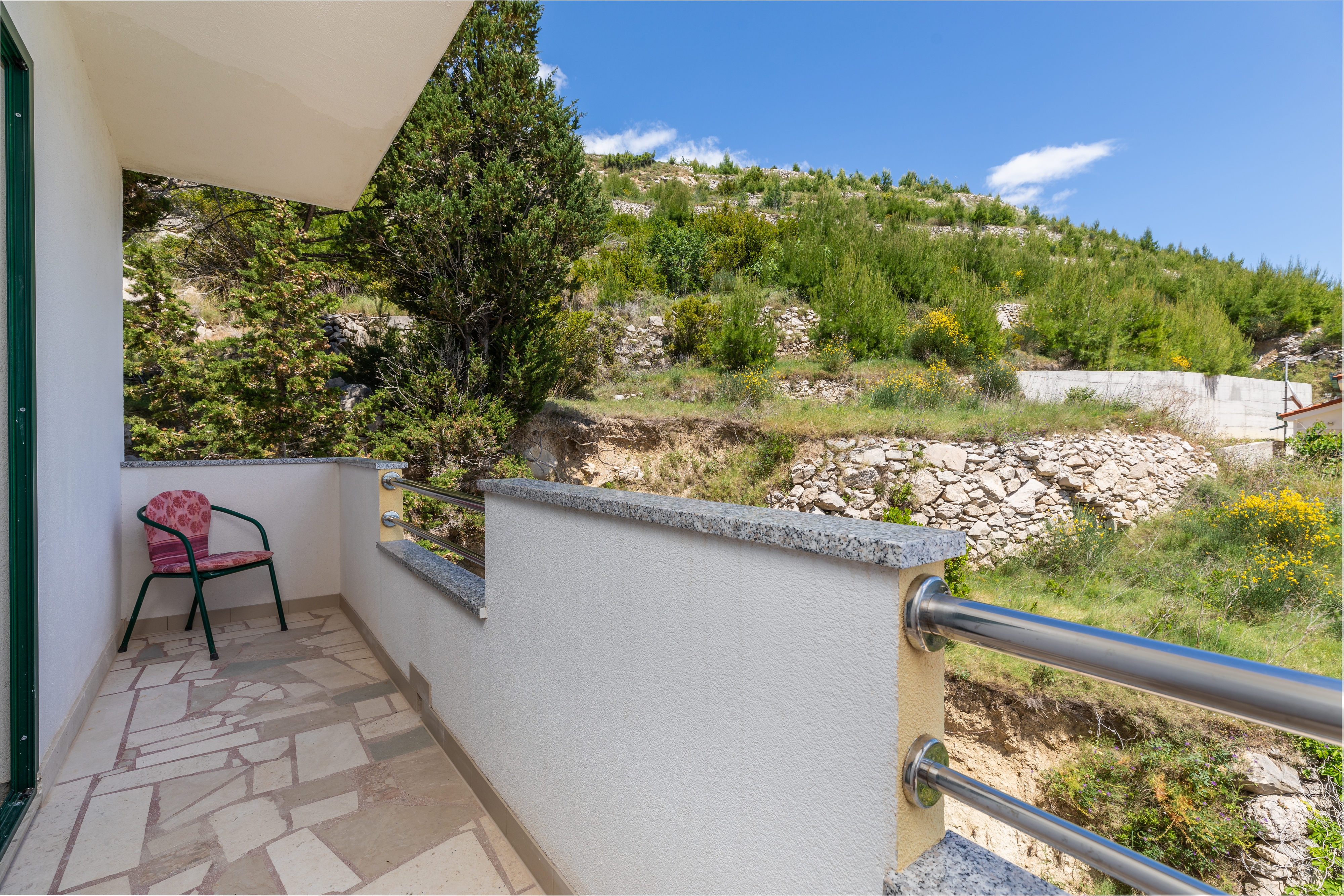 Two bedroom apartment with balcony and sea view Lokva Rogoznica, Omiš  A-d