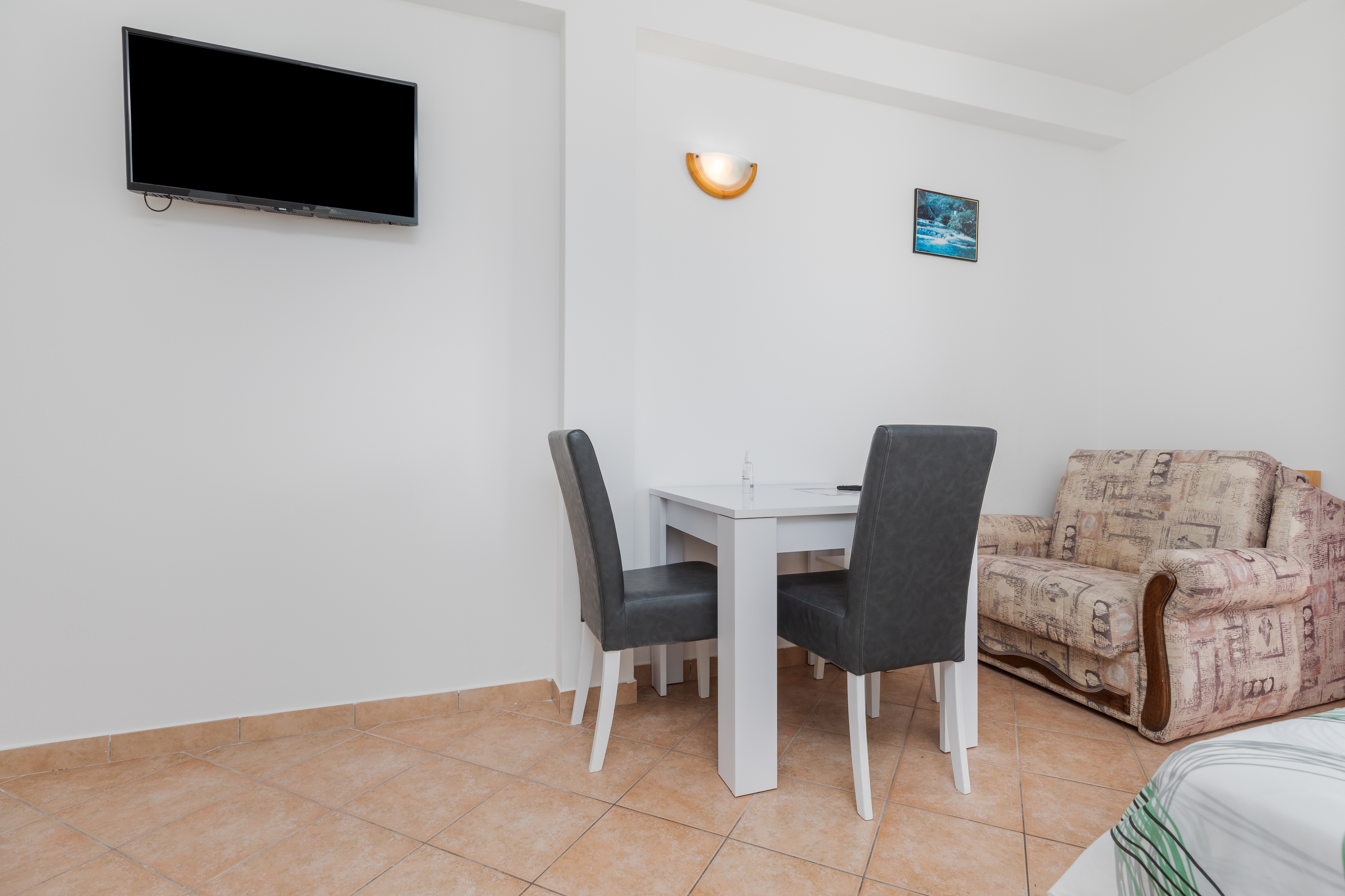 Studio flat with balcony and sea view Lokva Rogoznica, Omiš (AS-23105-a)