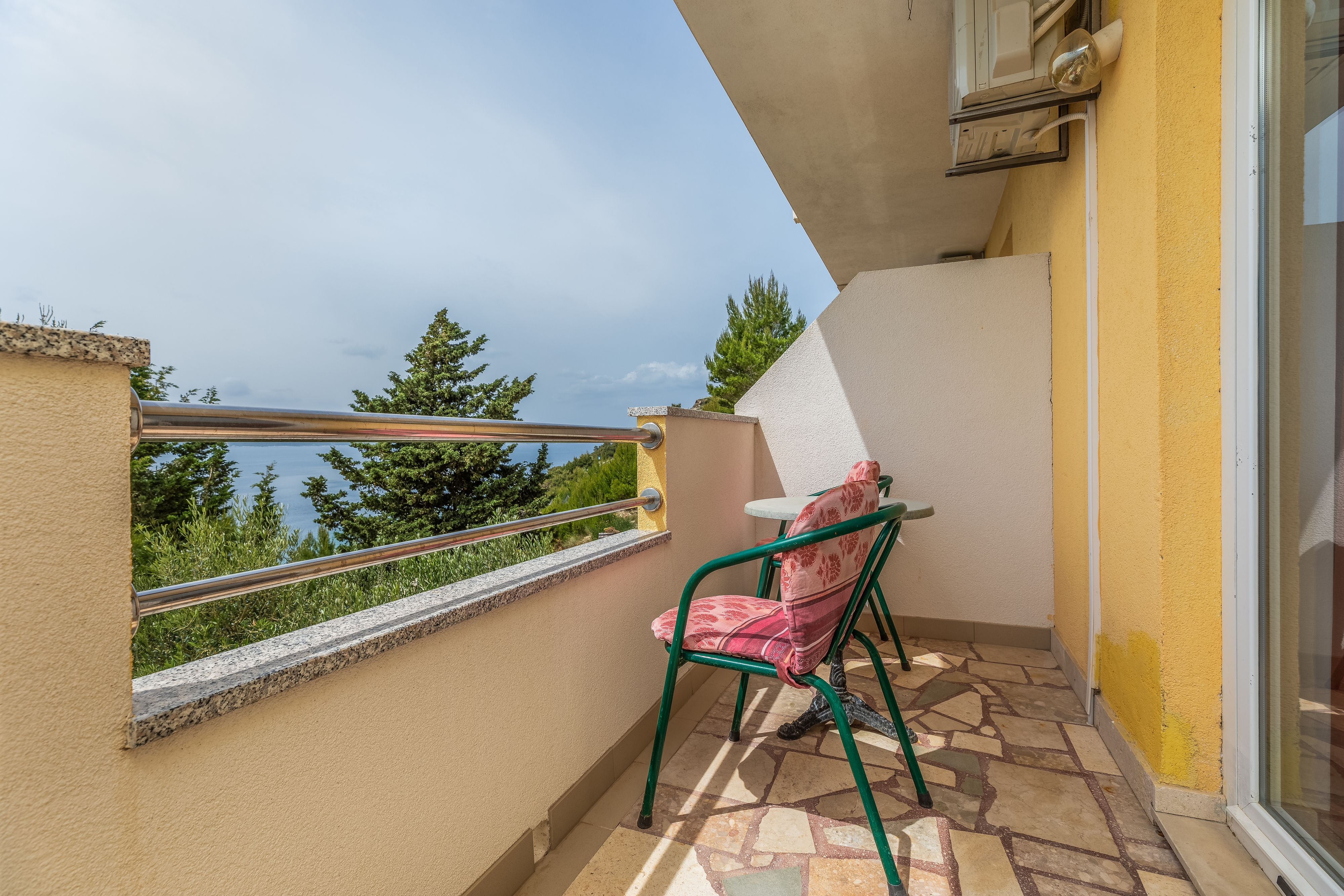 Studio flat with balcony and sea view Lokva Rogoznica, Omiš  AS-c