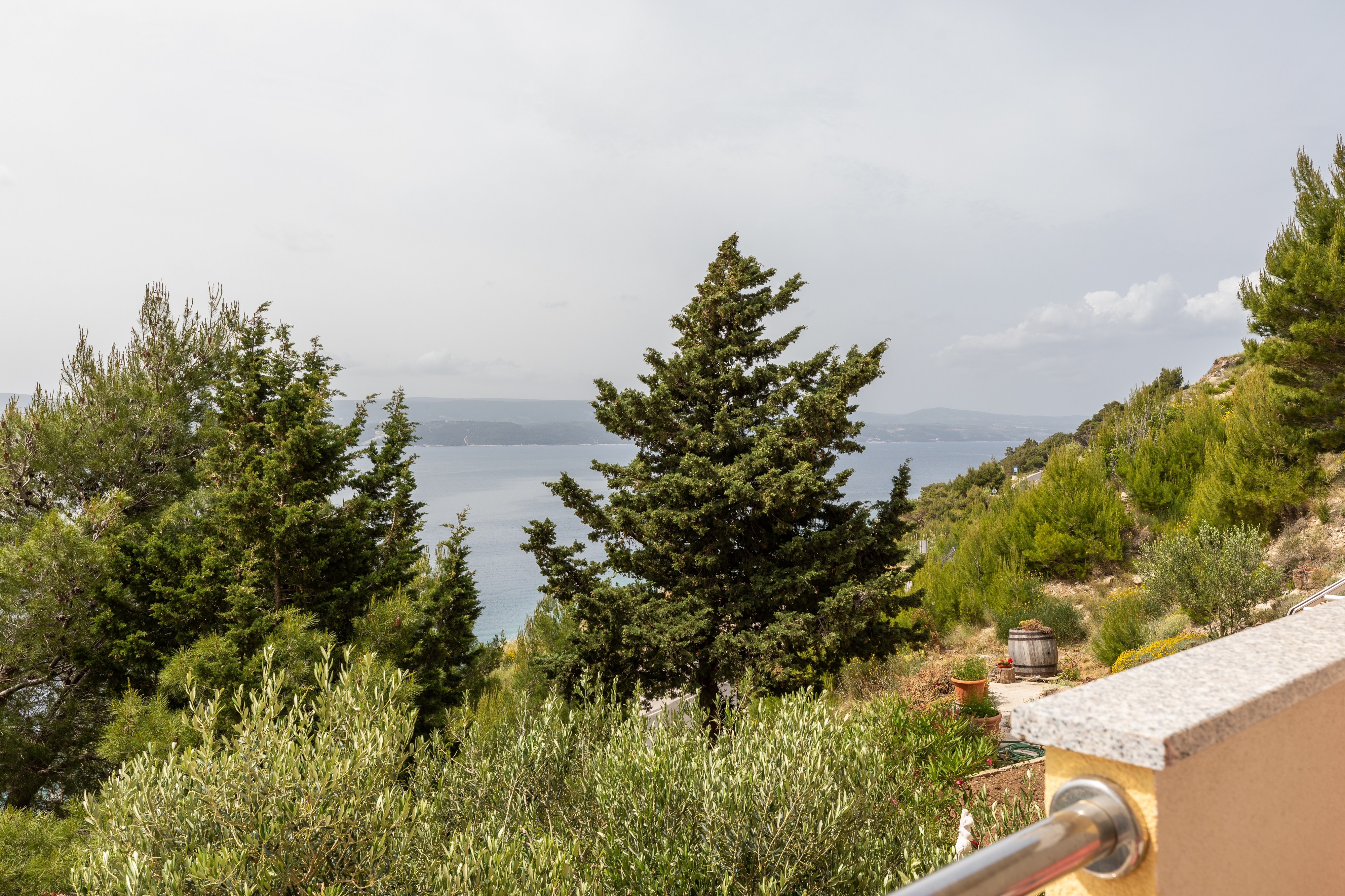 Studio flat with balcony and sea view Lokva Rogoznica, Omiš  AS-c
