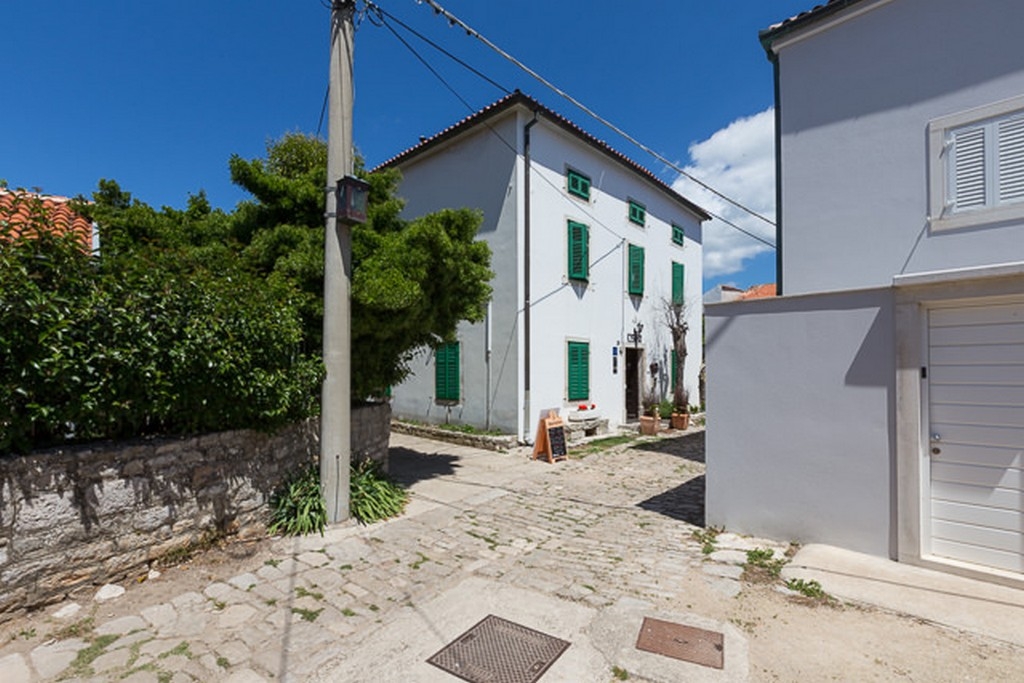 Room with air-conditioning Osor, Lošinj (S-23106-b)