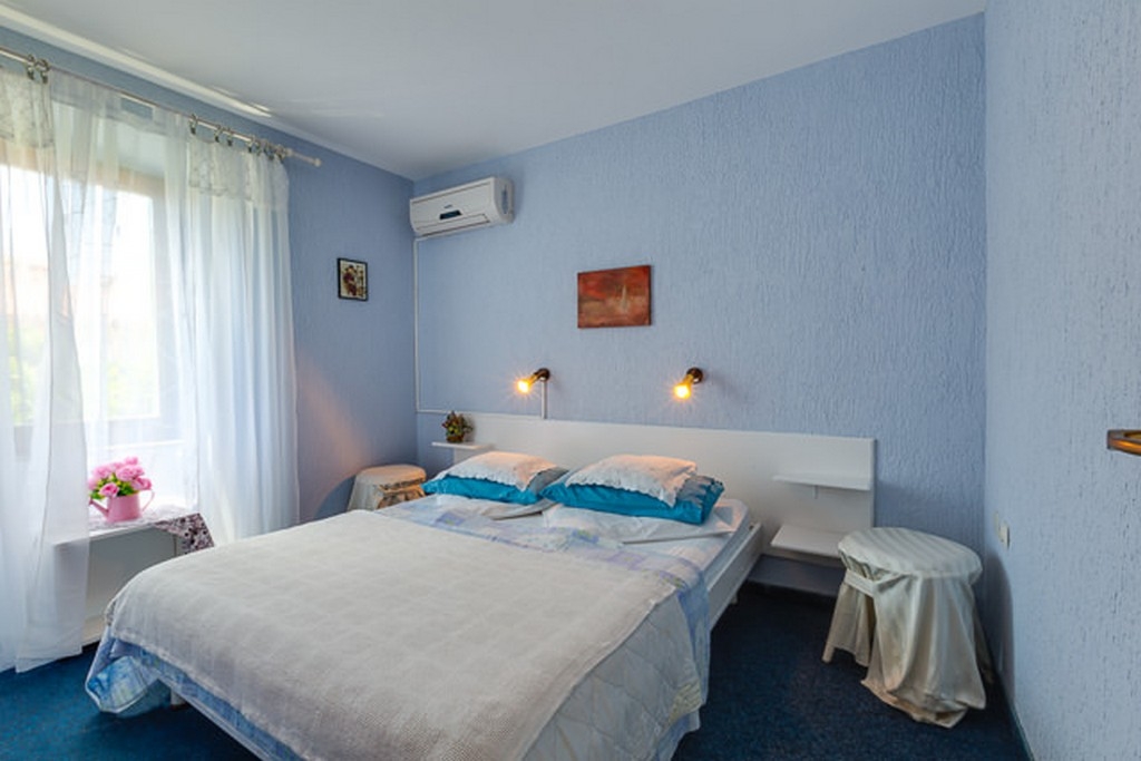 Room with air-conditioning Osor, Lošinj (S-23106-a)