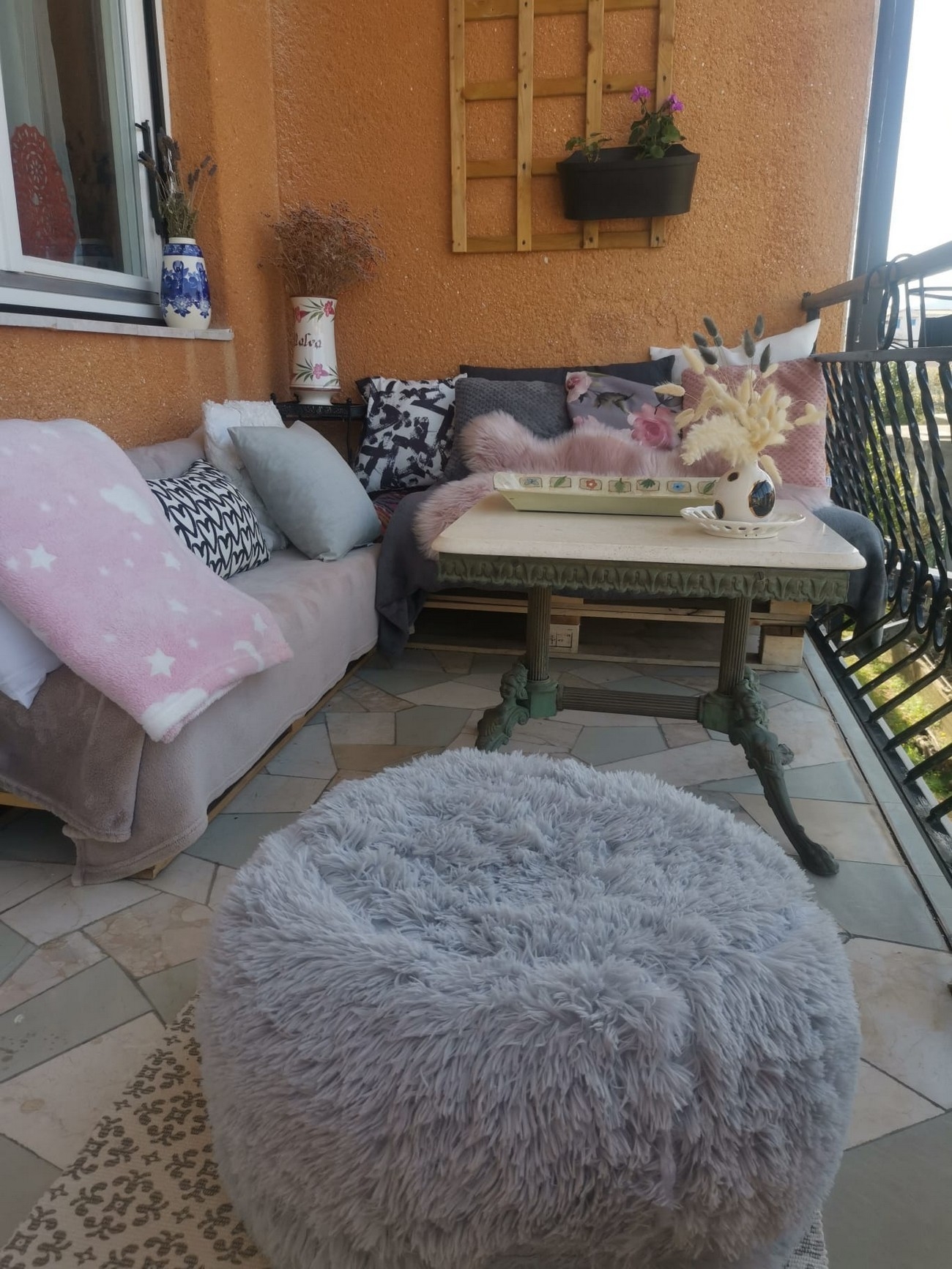 Three bedroom house with terrace and sea view Poljica, Trogir  K