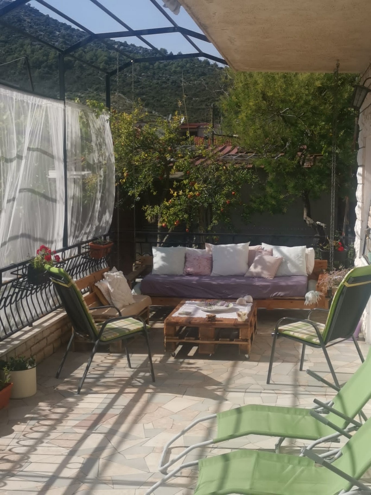 Three bedroom house with terrace and sea view Poljica, Trogir  K
