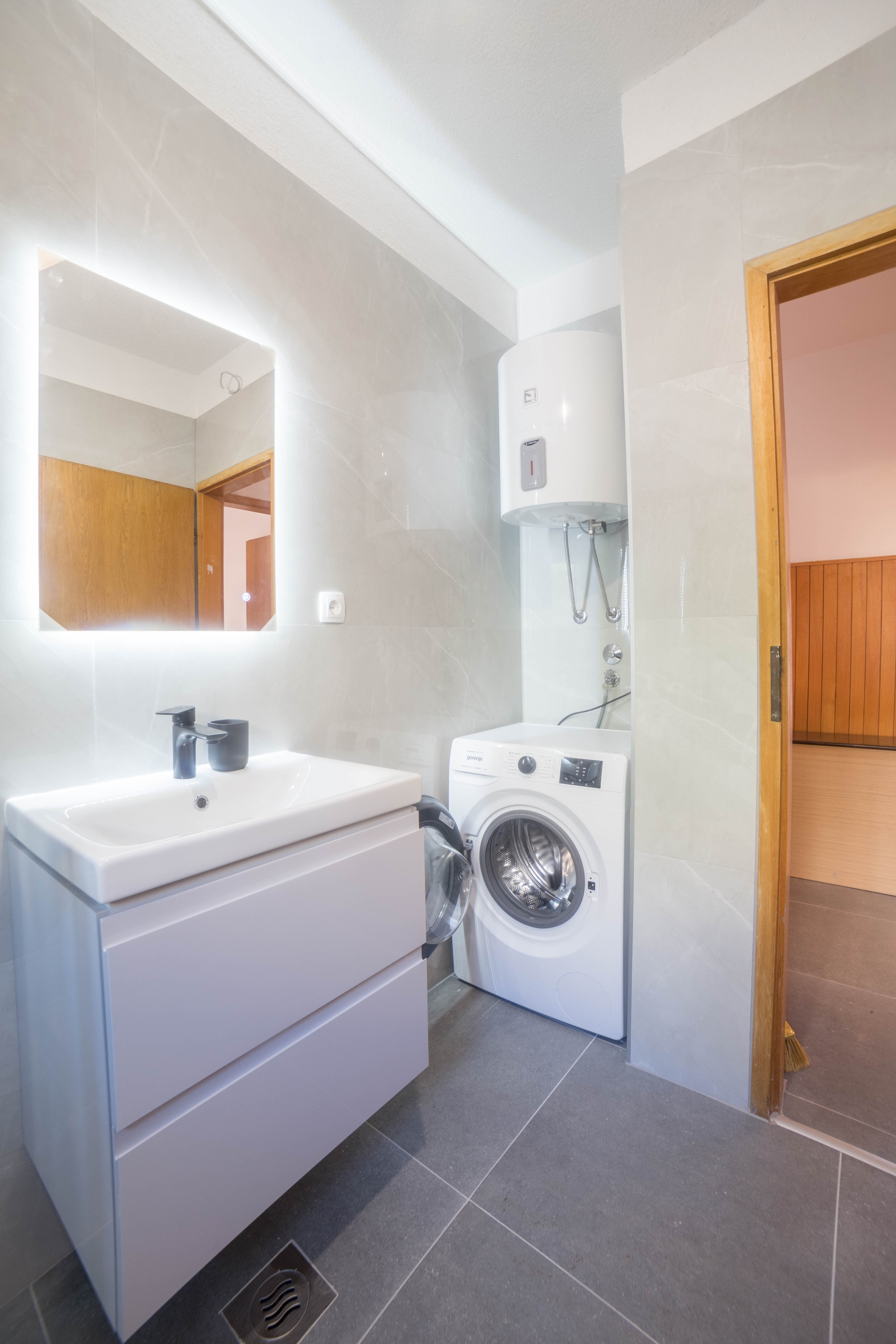Two bedroom apartment near beach Bušinci, Čiovo  A-a