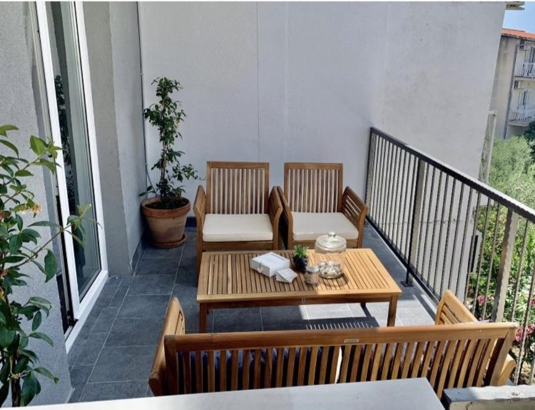 One bedroom apartment with balcony and sea view Tučepi, Makarska  A-a