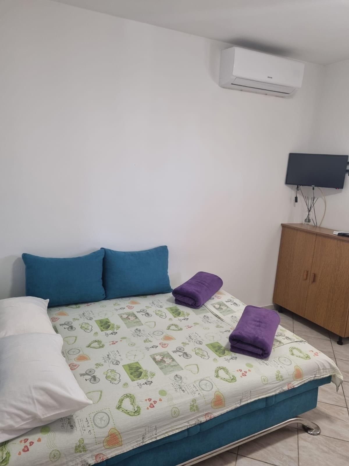 One bedroom apartment with terrace and sea view Sukošan, Zadar (A-23119-b) One bedroom apartment with terrace and sea view Sukošan, Zadar (A-23119-b)