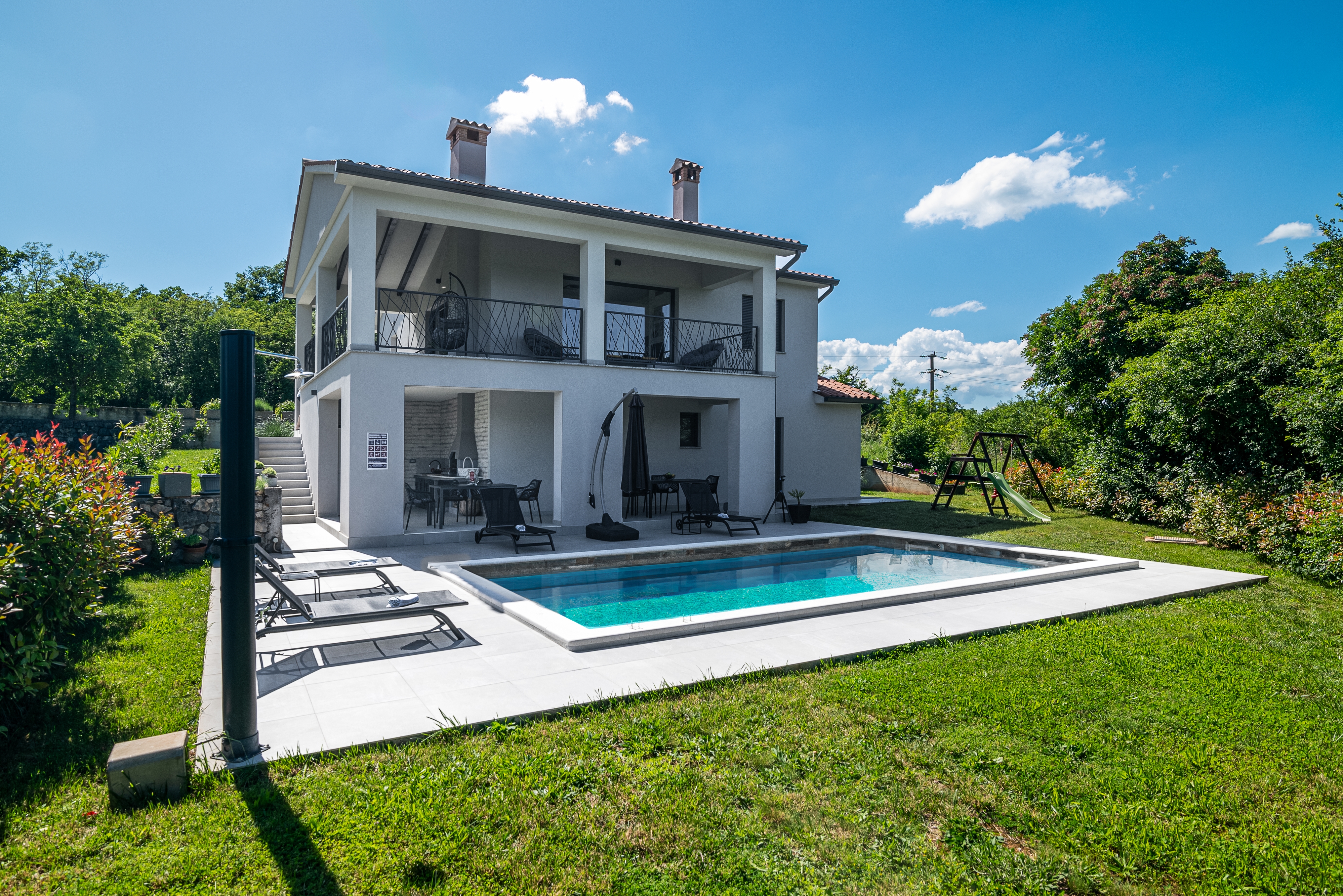Four-bedroom house with terrace Kršan, Central Istria - Središnja Istra (K-23123) Four-bedroom house with terrace Kršan, Central Istria - Središnja Istra (K-23123)