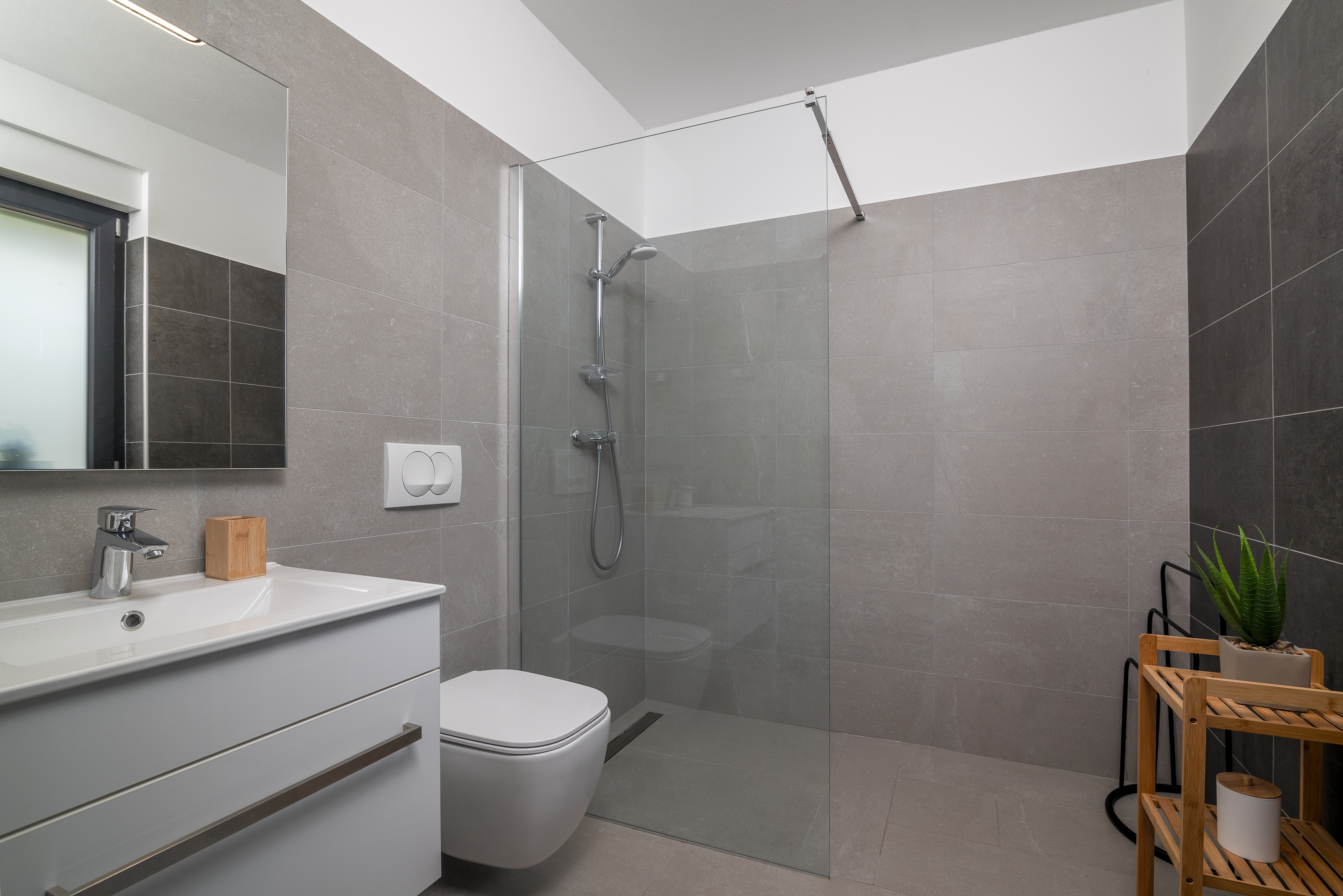Four bedroom house with terrace Kršan, Central Istria - Središnja Istra  K