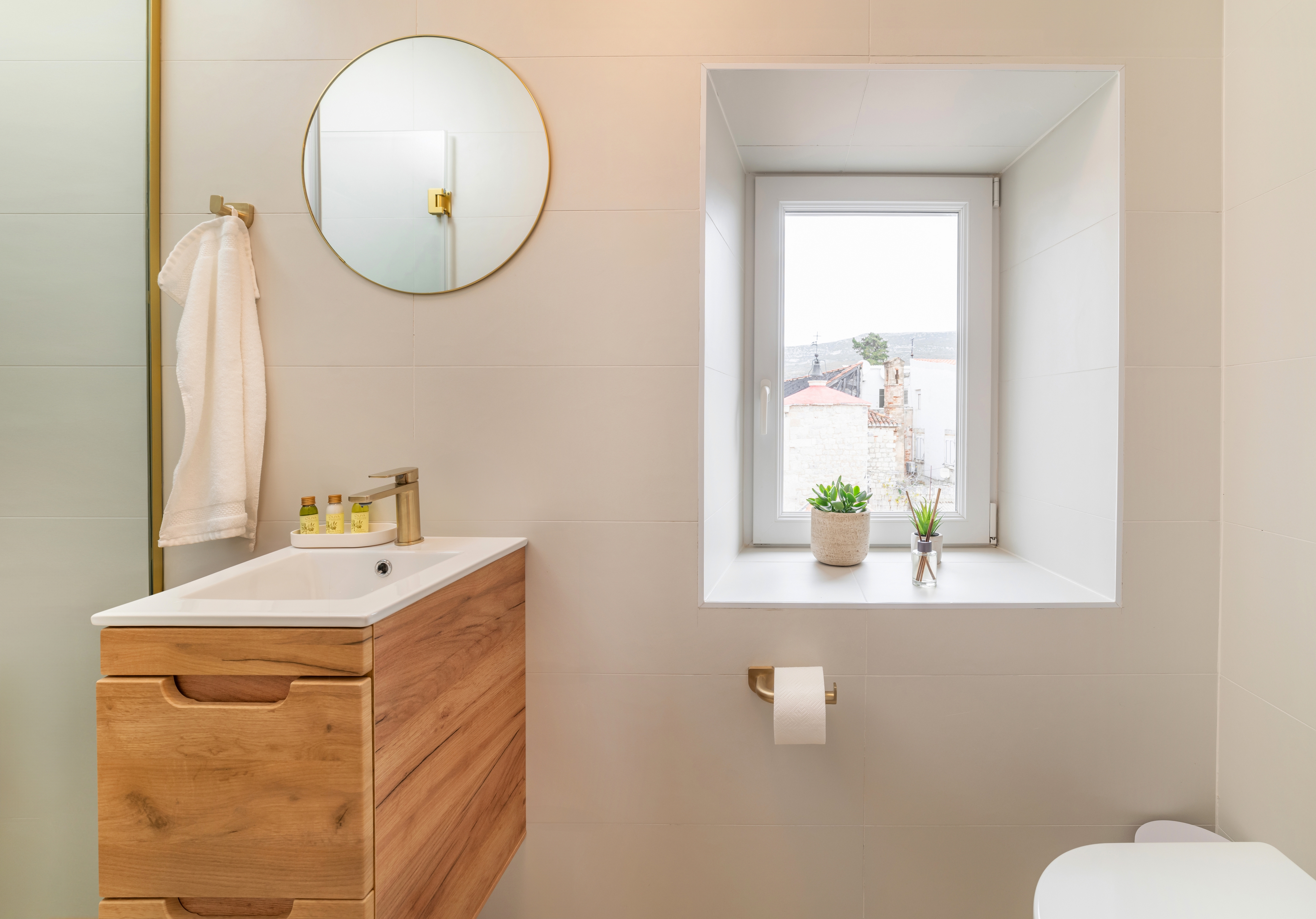 Two bedroom house with terrace Kaštel Novi, Kaštela  K