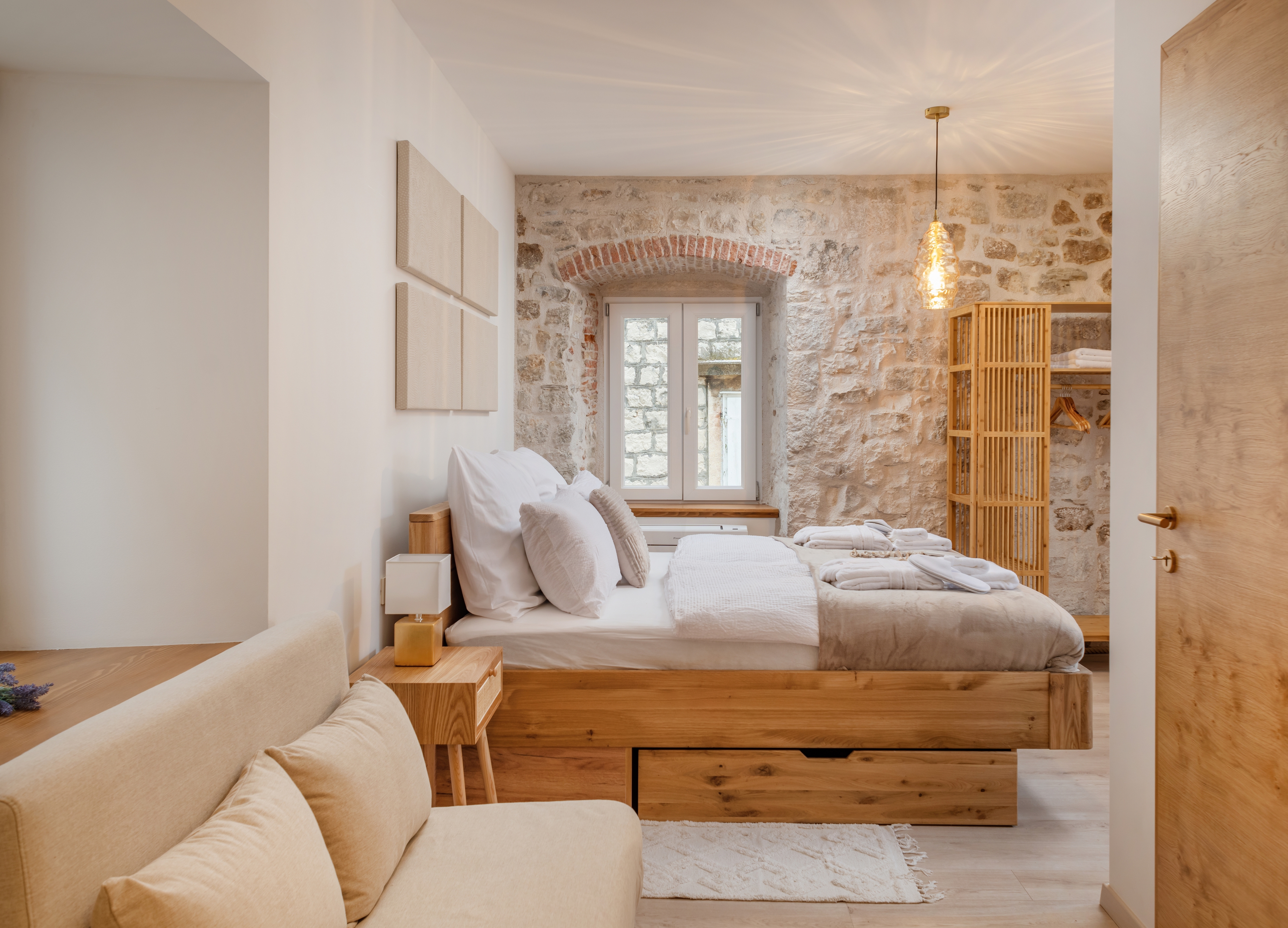 Two bedroom house with terrace Kaštel Novi, Kaštela  K