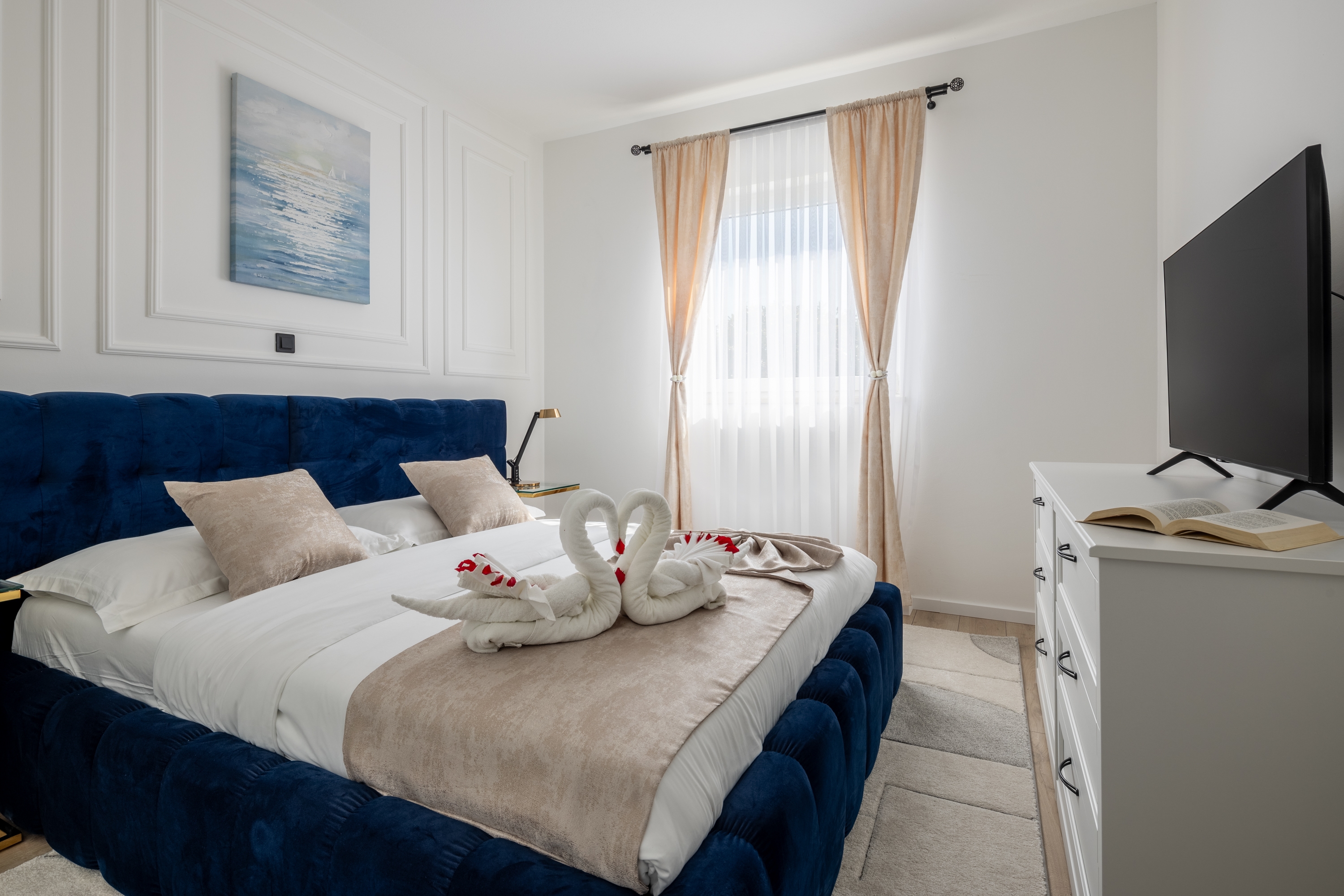 Two bedroom apartment with air-conditioning Seget Donji, Trogir  A-b