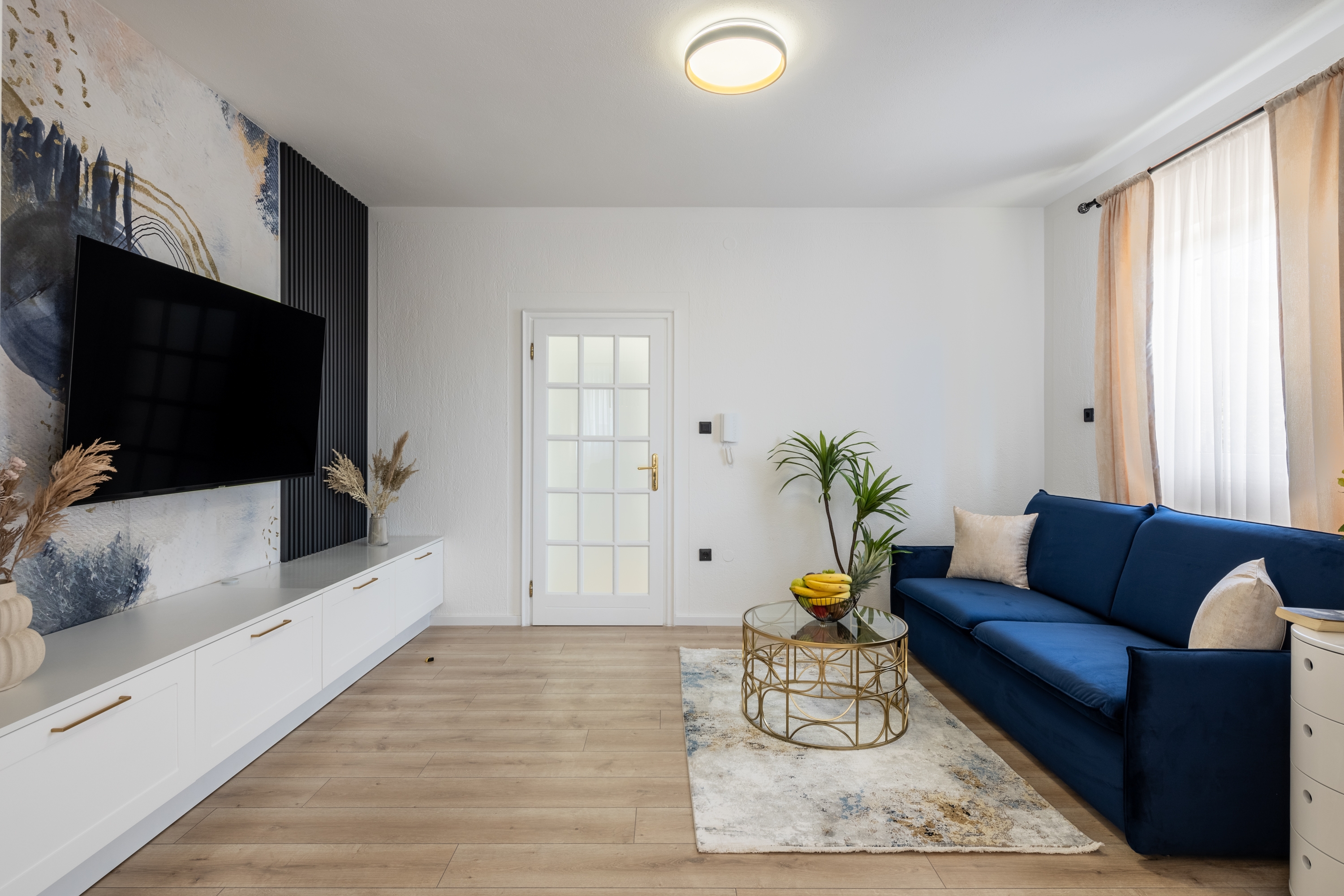 Two bedroom apartment with air-conditioning Seget Donji, Trogir  A-b