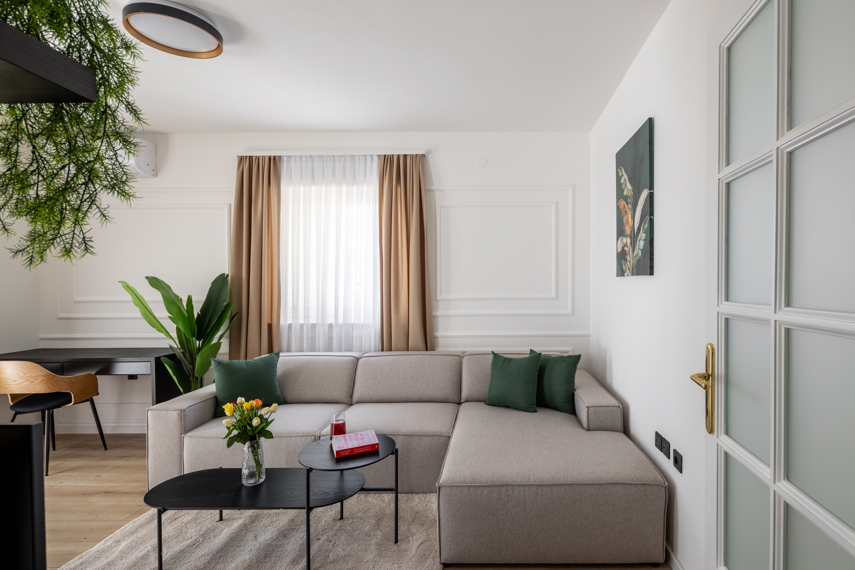 Two bedroom apartment with balcony and sea view Seget Donji, Trogir  A-f