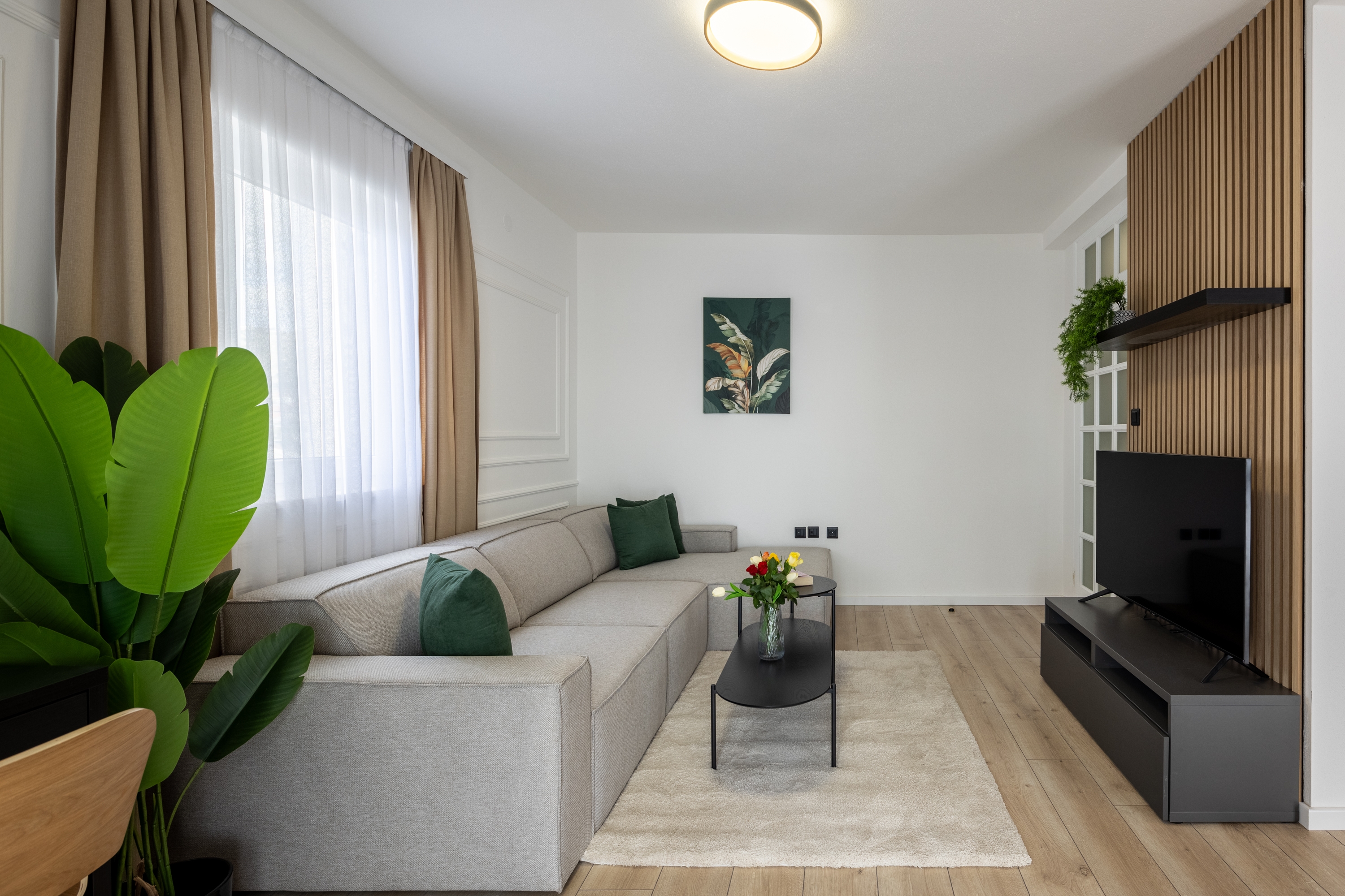 Two bedroom apartment with balcony and sea view Seget Donji, Trogir  A-f