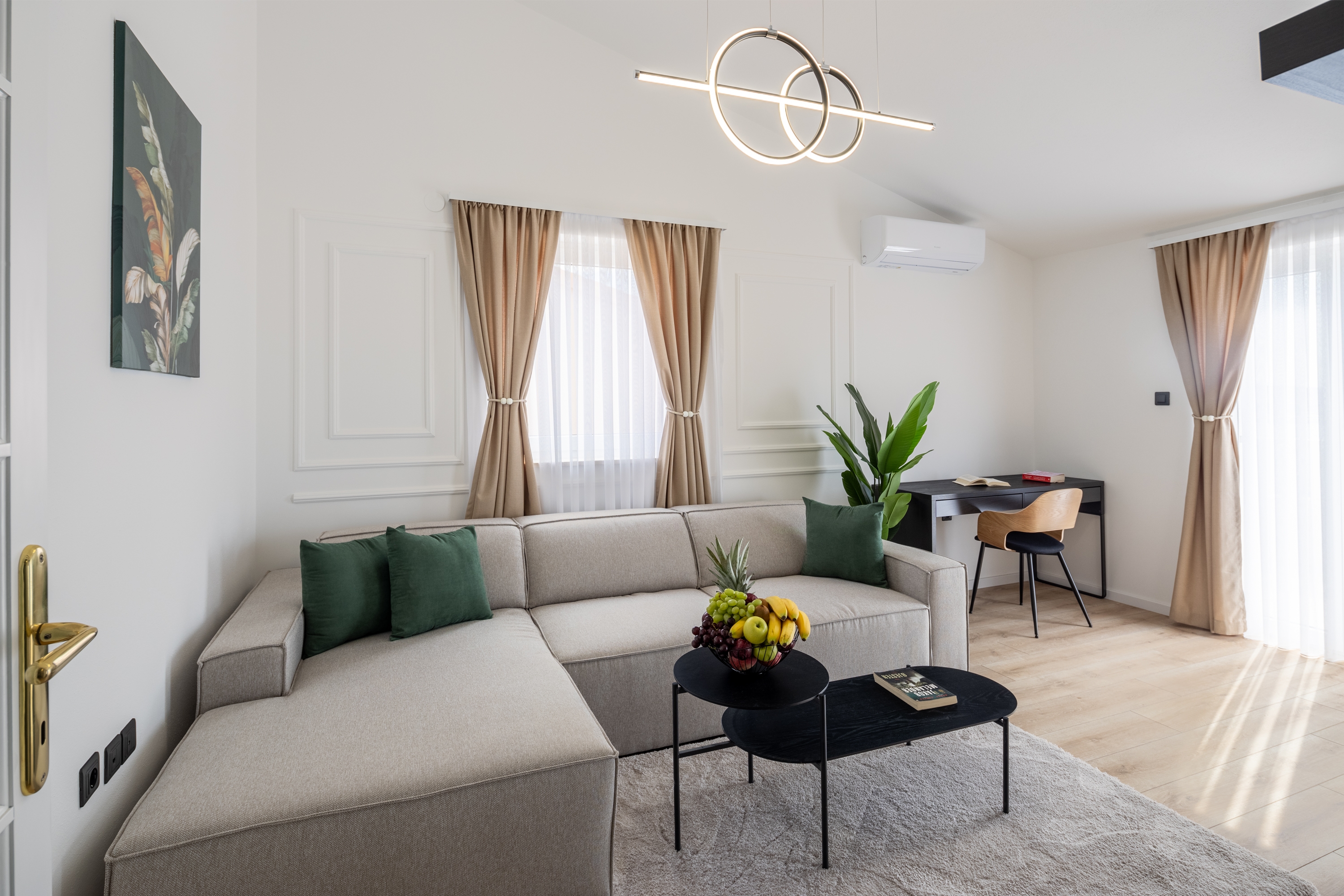 Two bedroom apartment with balcony and sea view Seget Donji, Trogir  A-h