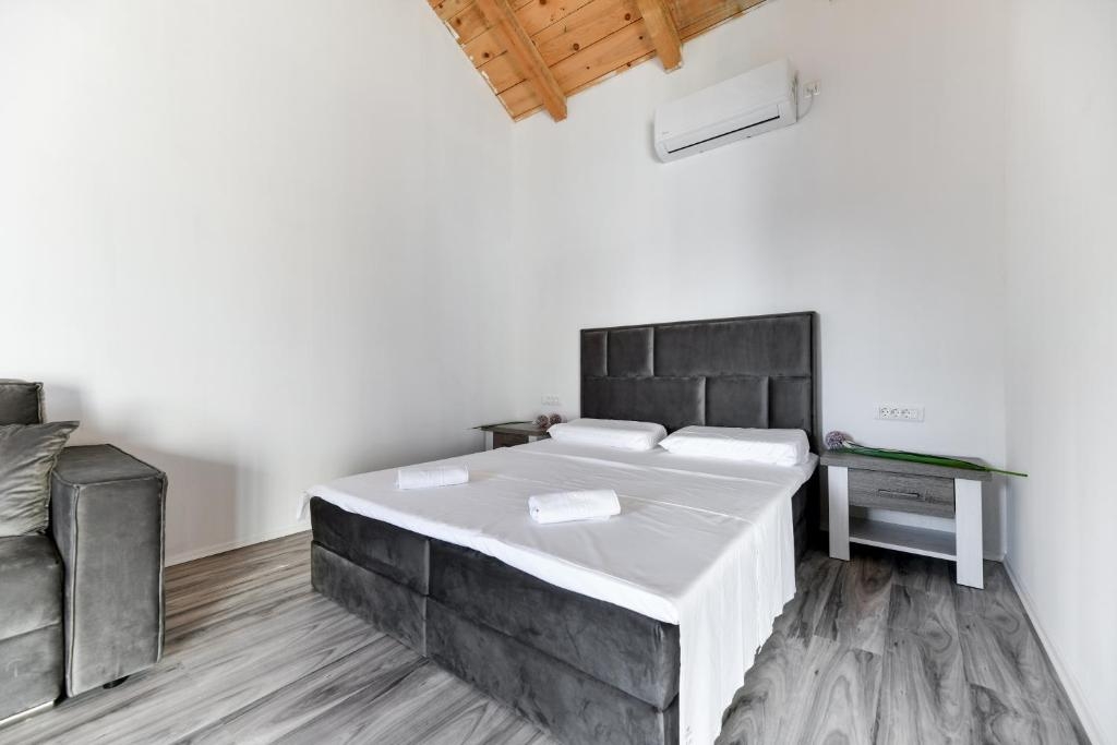 Three bedroom house with air-conditioning Gornje Raštane, Biograd  K