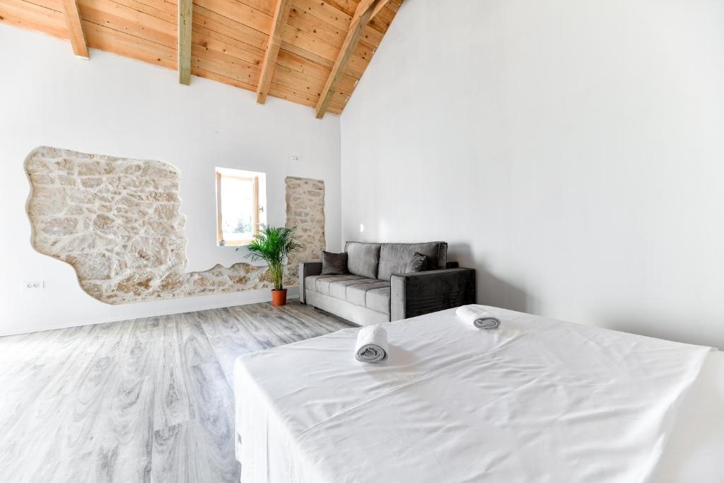 Three bedroom house with air-conditioning Gornje Raštane, Biograd  K