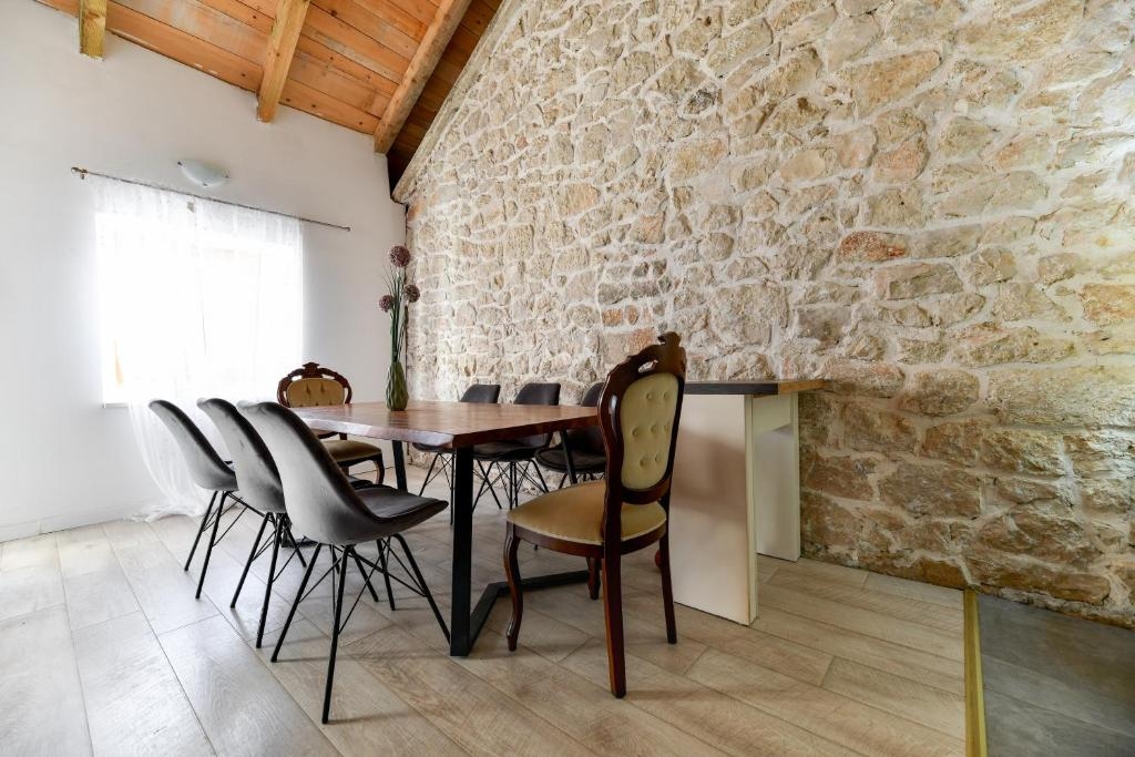 Top Biograd Gornje Raštane Top Biograd Gornje Raštane