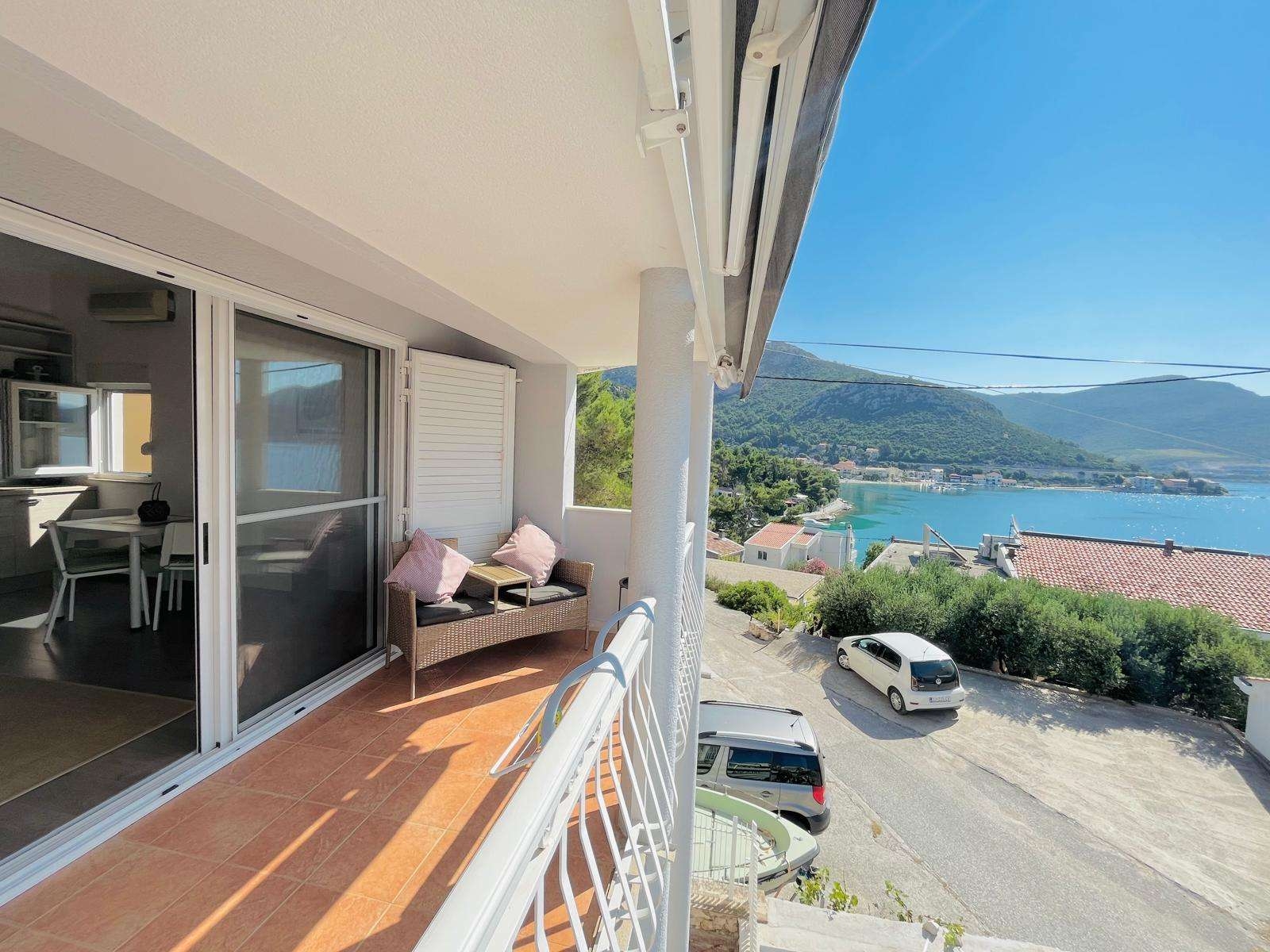 One bedroom apartment with balcony and sea view Klek, Neretva Delta - Ušće Neretve (A-23139-a) One bedroom apartment with balcony and sea view Klek, Neretva Delta - Ušće Neretve (A-23139-a)