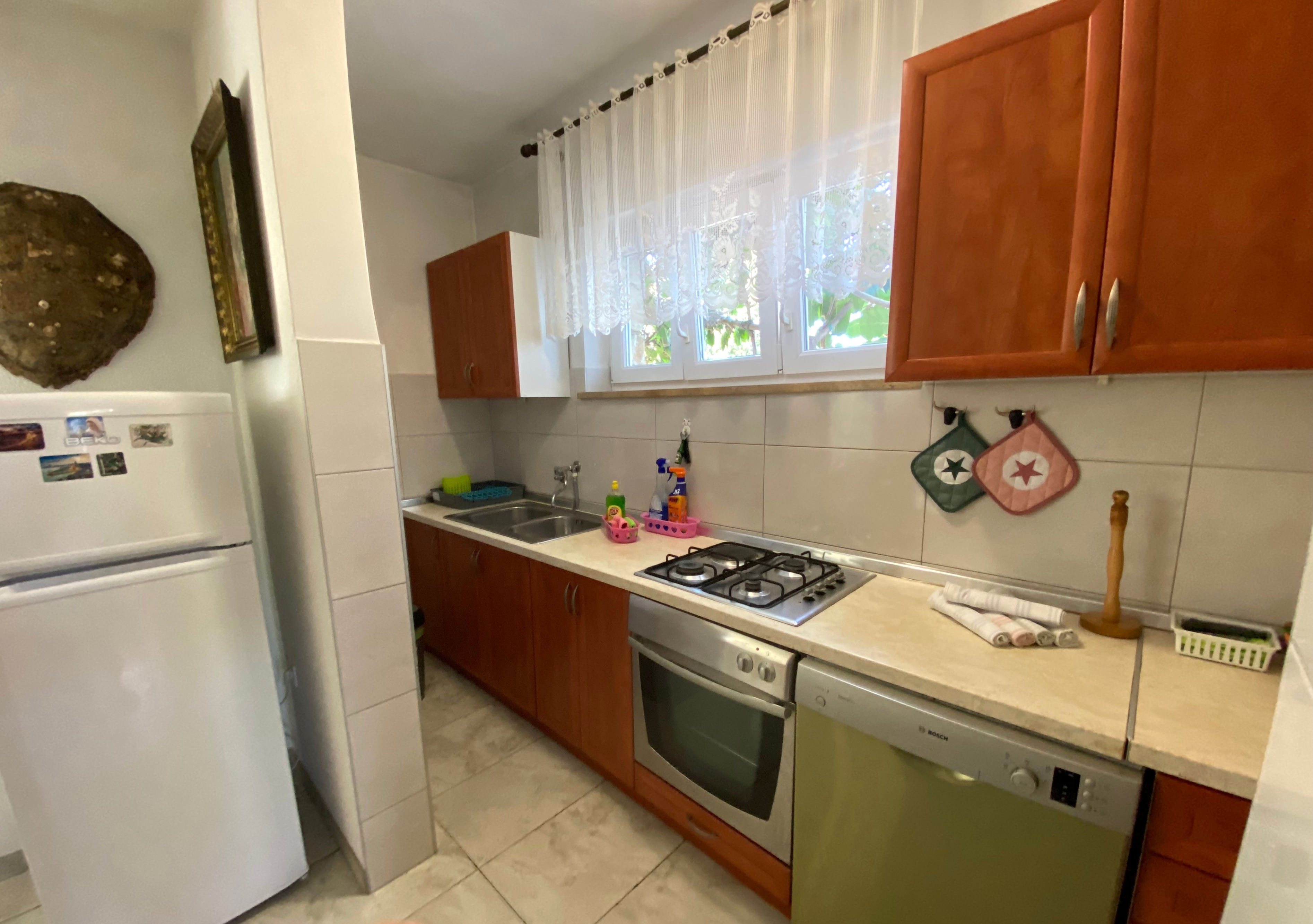 One bedroom apartment with terrace Rovinj  A-b