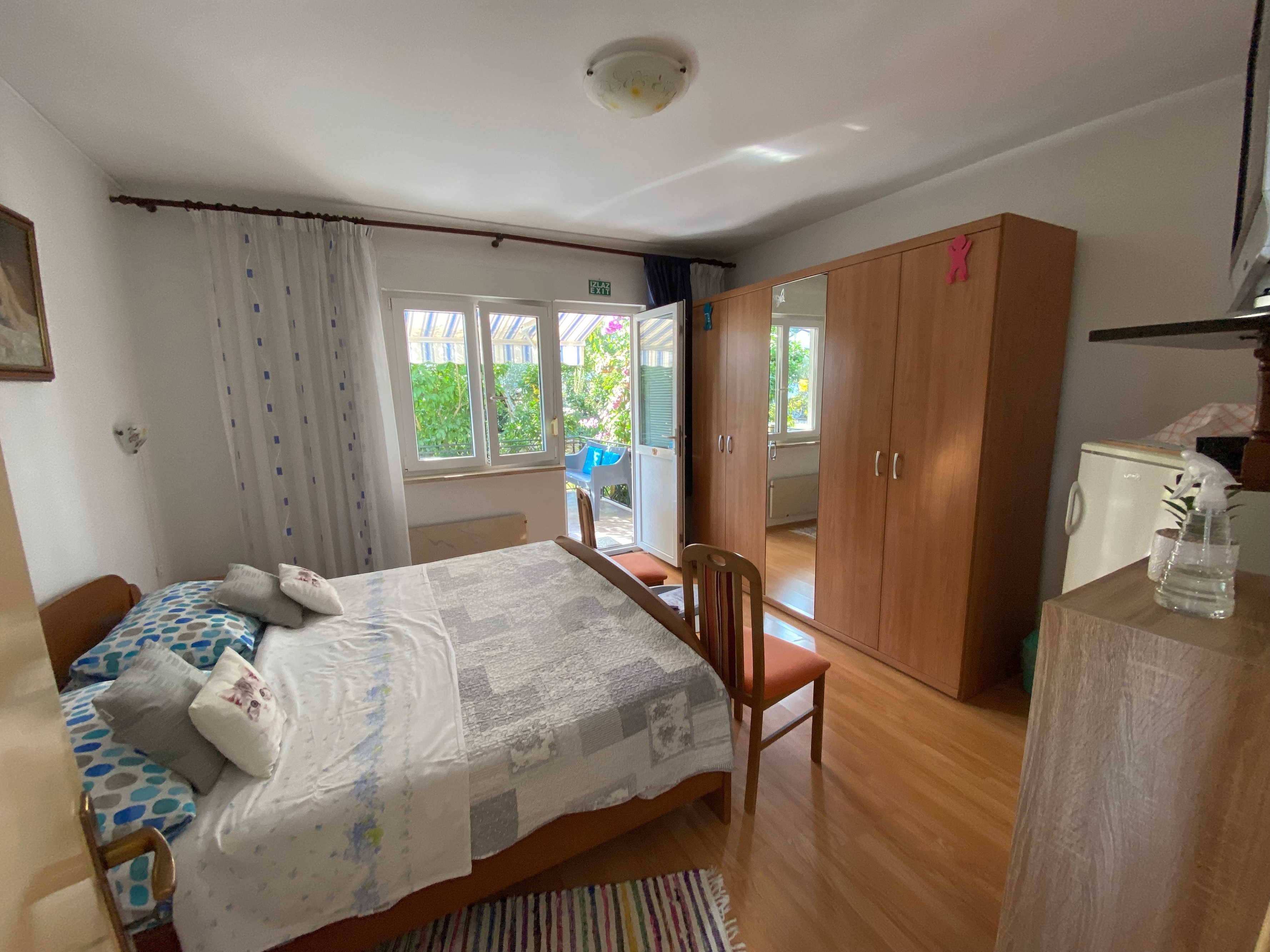 Room with terrace Rovinj (S-23148-a) Room with terrace Rovinj (S-23148-a)