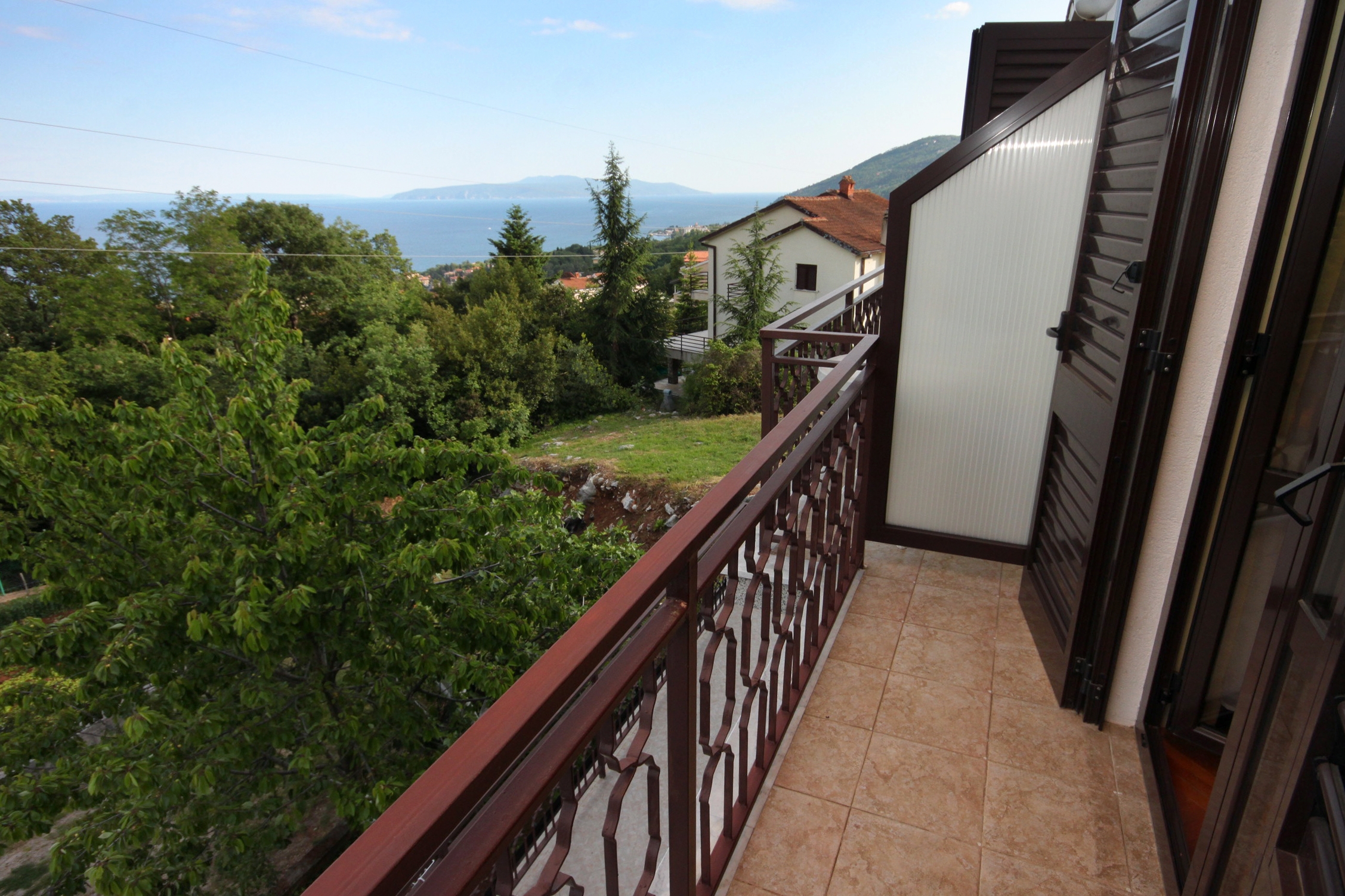 Room with balcony and sea view Ičići, Opatija (S-2315-a) Room with balcony and sea view Ičići, Opatija (S-2315-a)