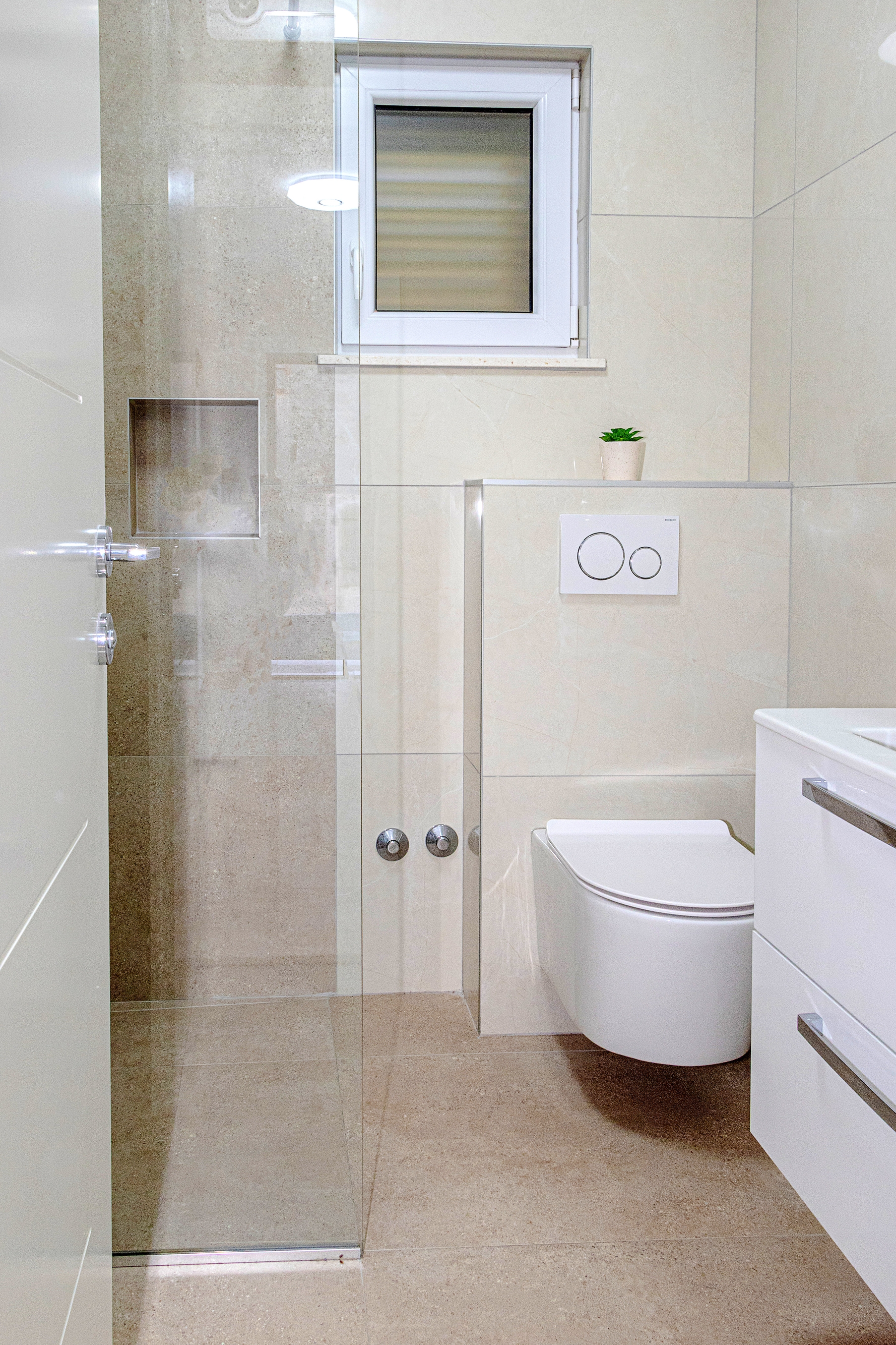Two bedroom apartment with balcony Okrug Gornji, Čiovo  A-a