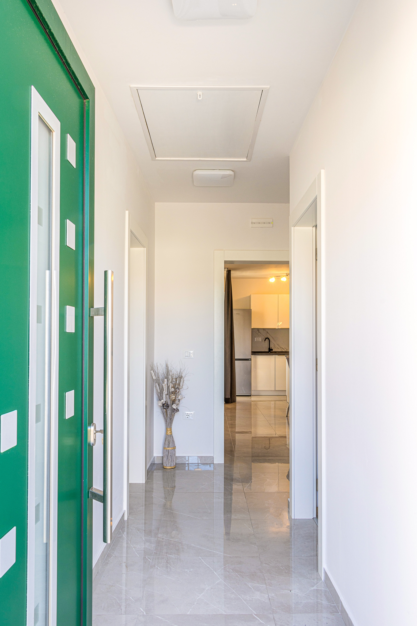 Two bedroom apartment with terrace and sea view Okrug Gornji, Čiovo  A-b