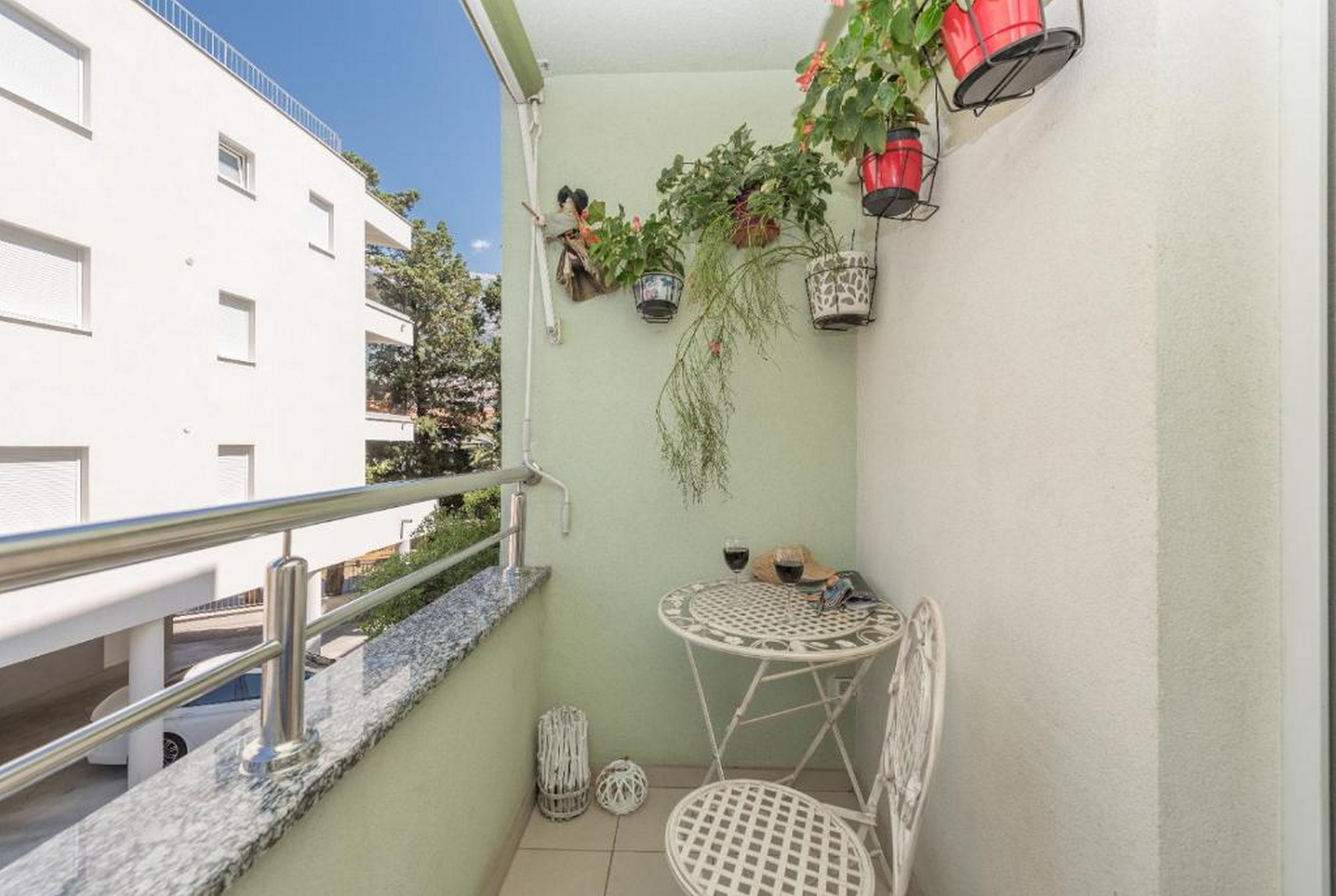 One bedroom apartment with balcony and sea view Makarska  A-a
