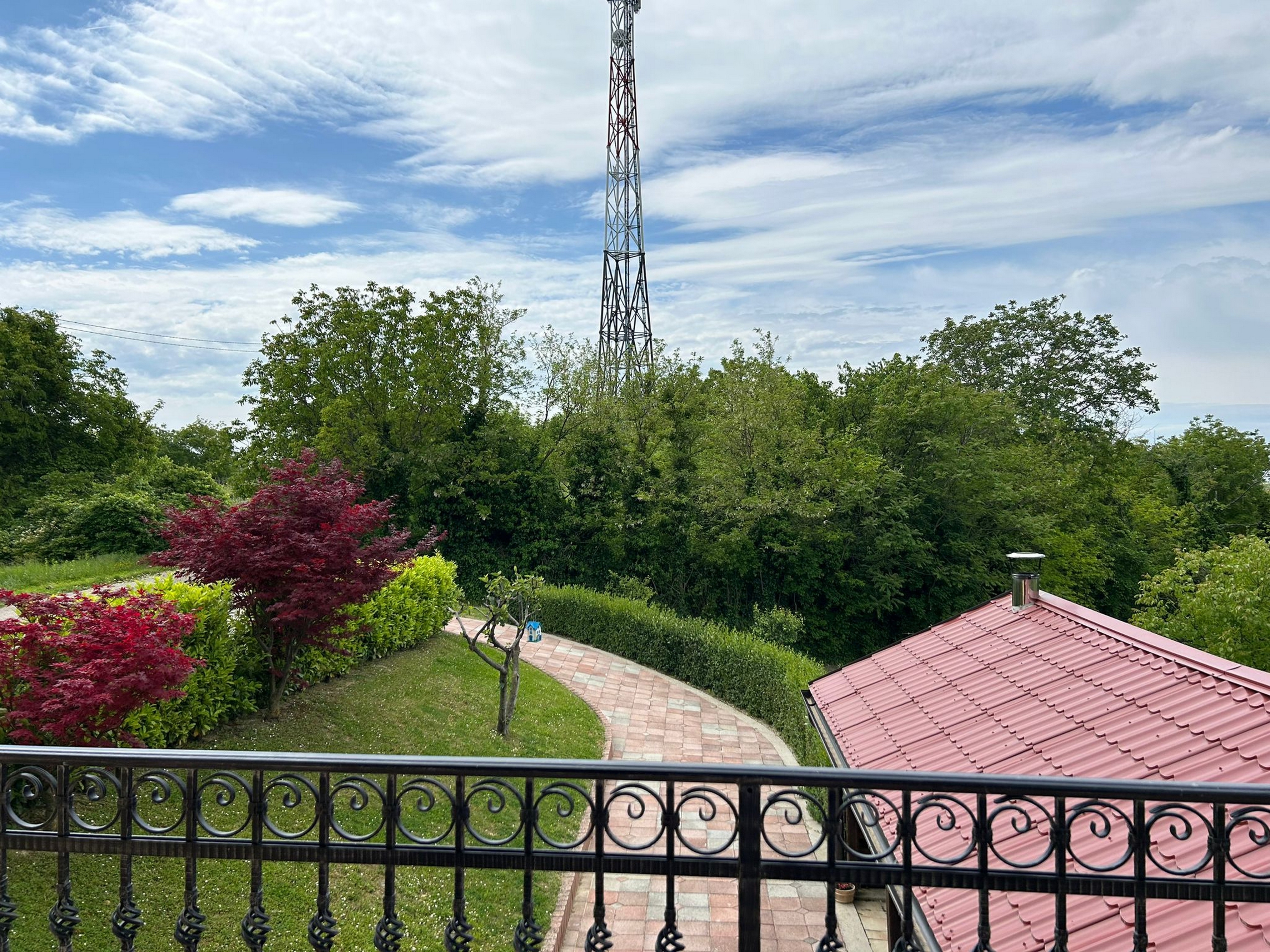 Two bedroom house with terrace Glavnica Donja, Zagreb  K
