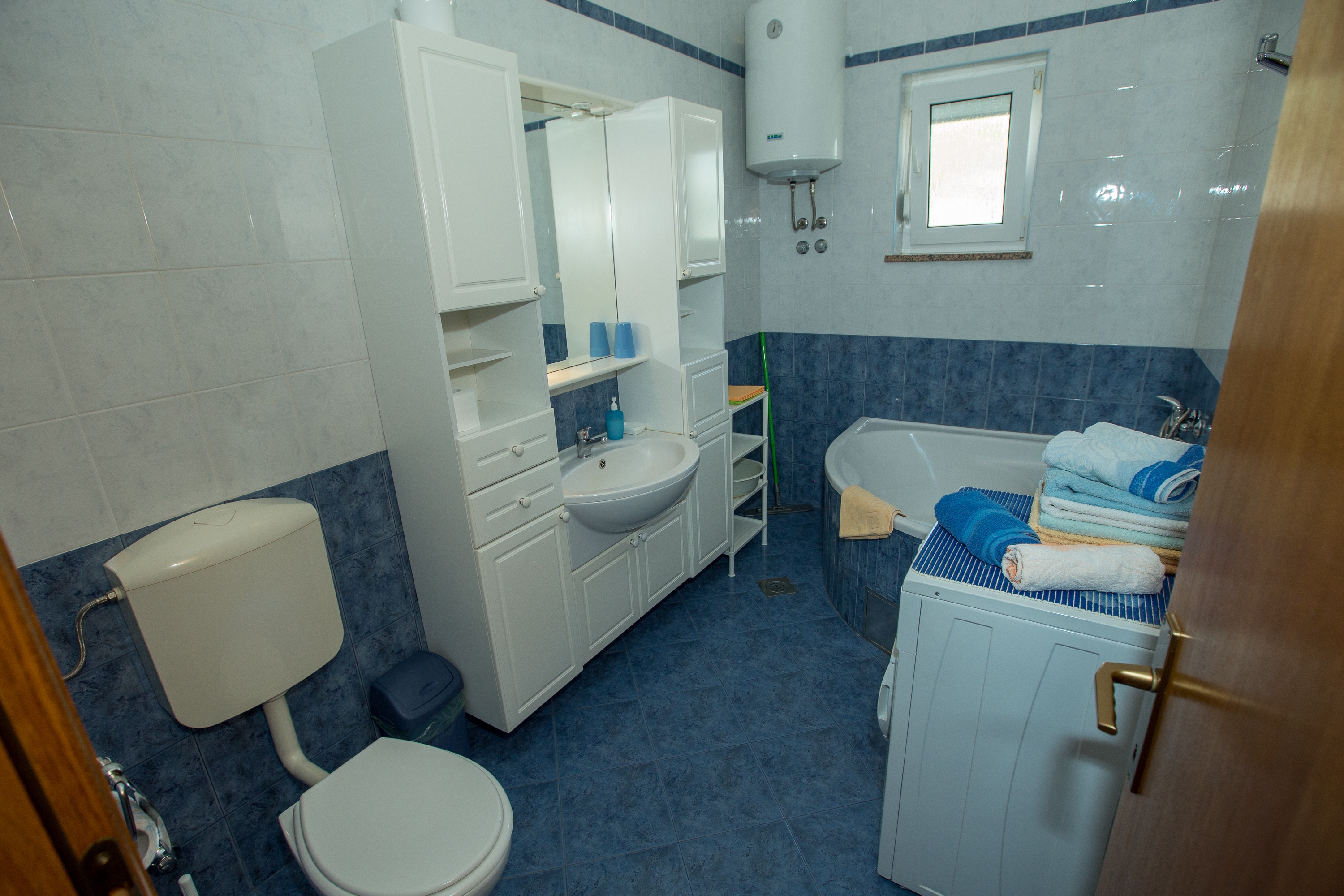 Top Rab Lopar Top Rab Lopar